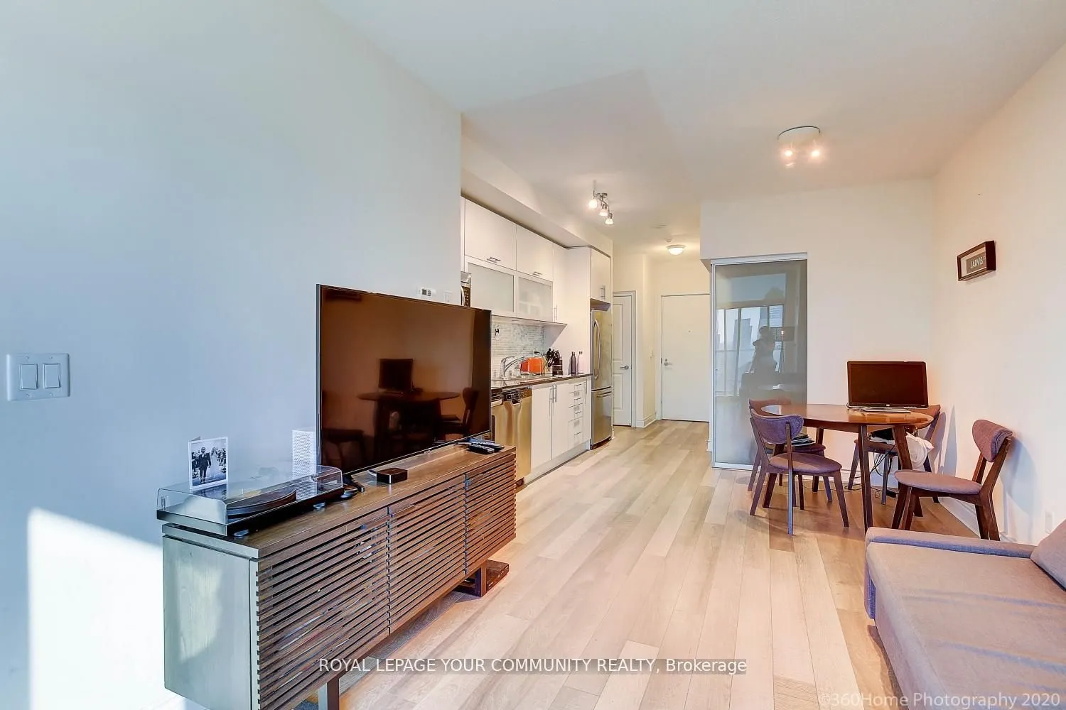 28 Ted Rogers Way, #3707