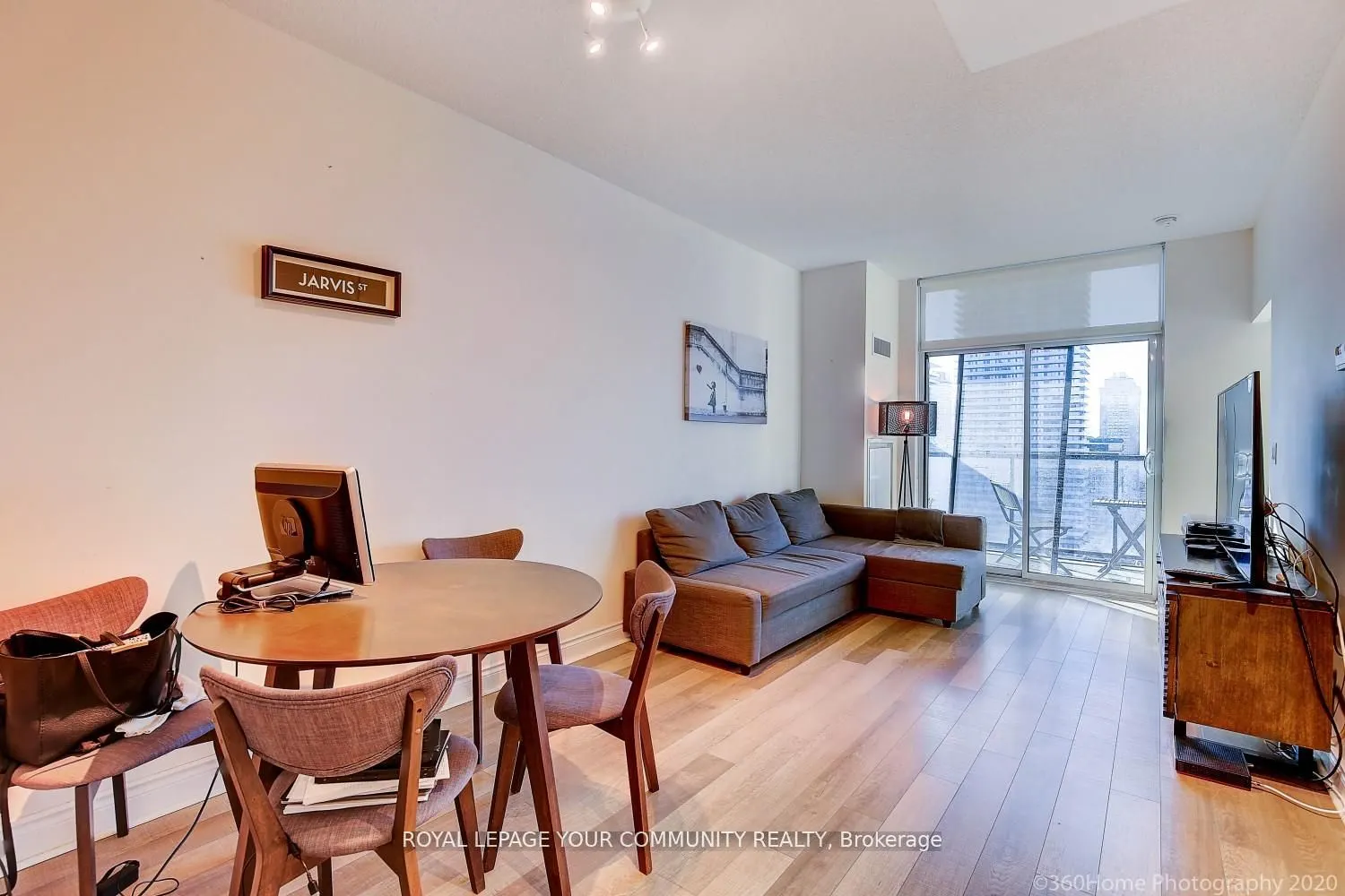28 Ted Rogers Way, #3707