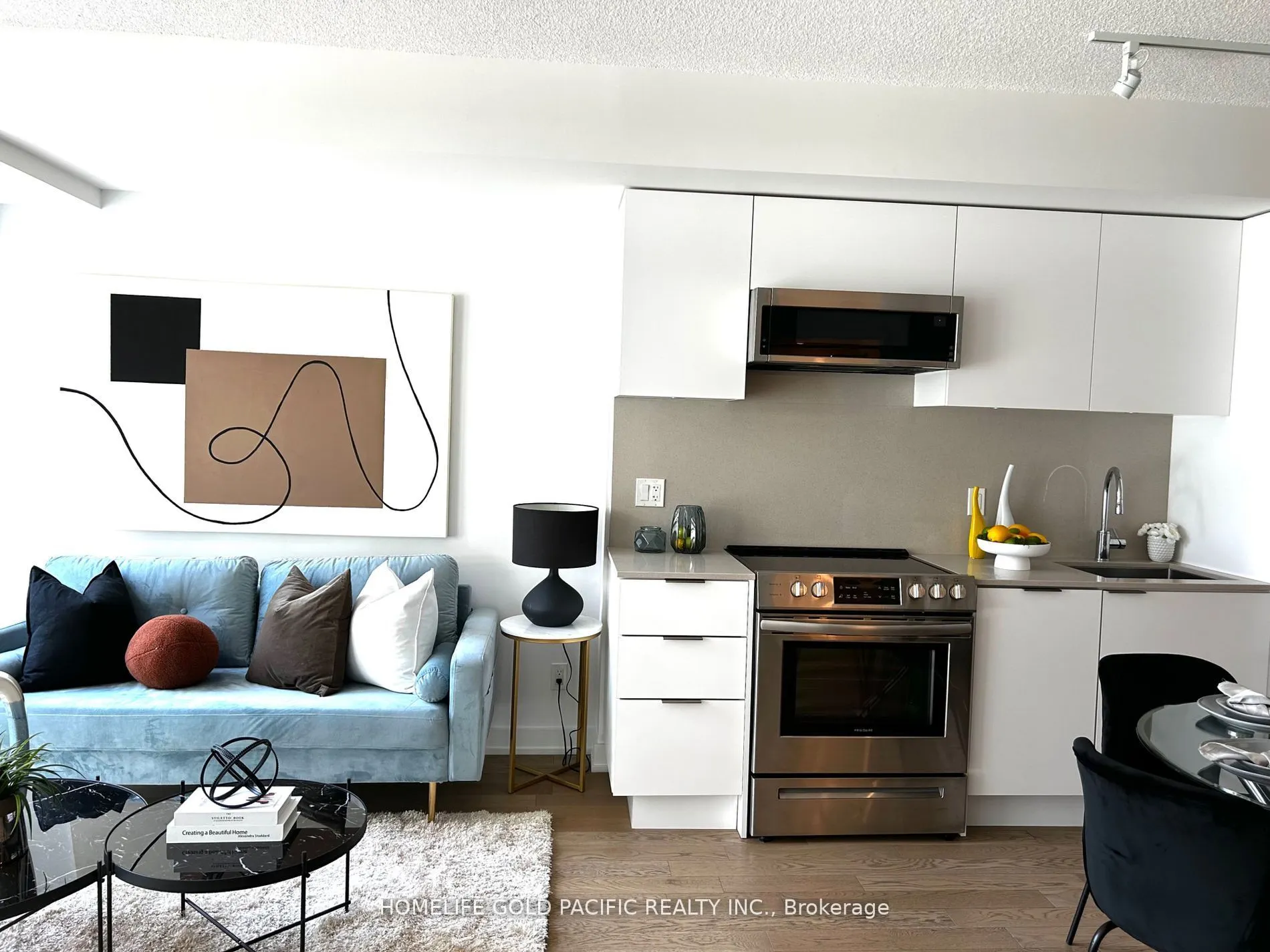 25 Richmond Street E, #1009
