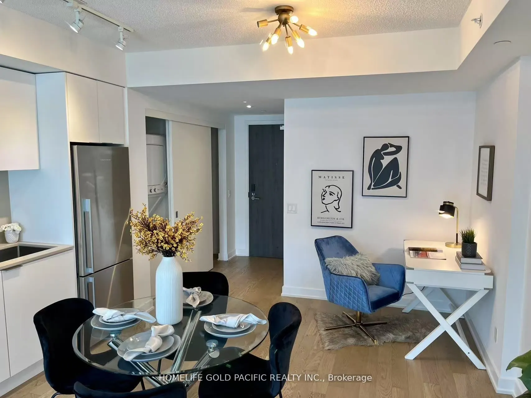 25 Richmond Street E, #1009