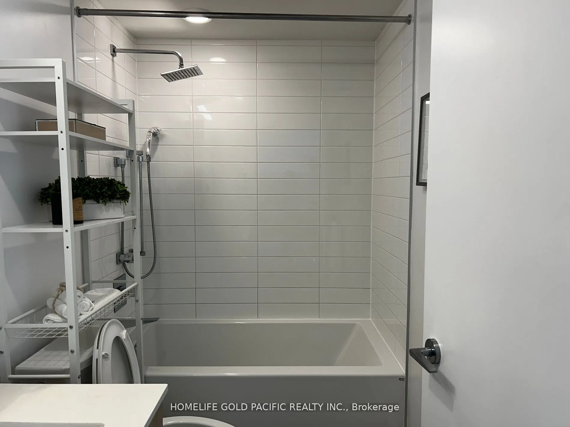 25 Richmond Street E, #1009