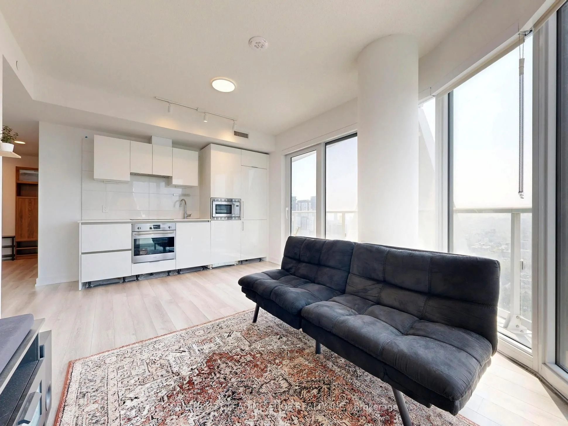 230 Simcoe Street, #3019