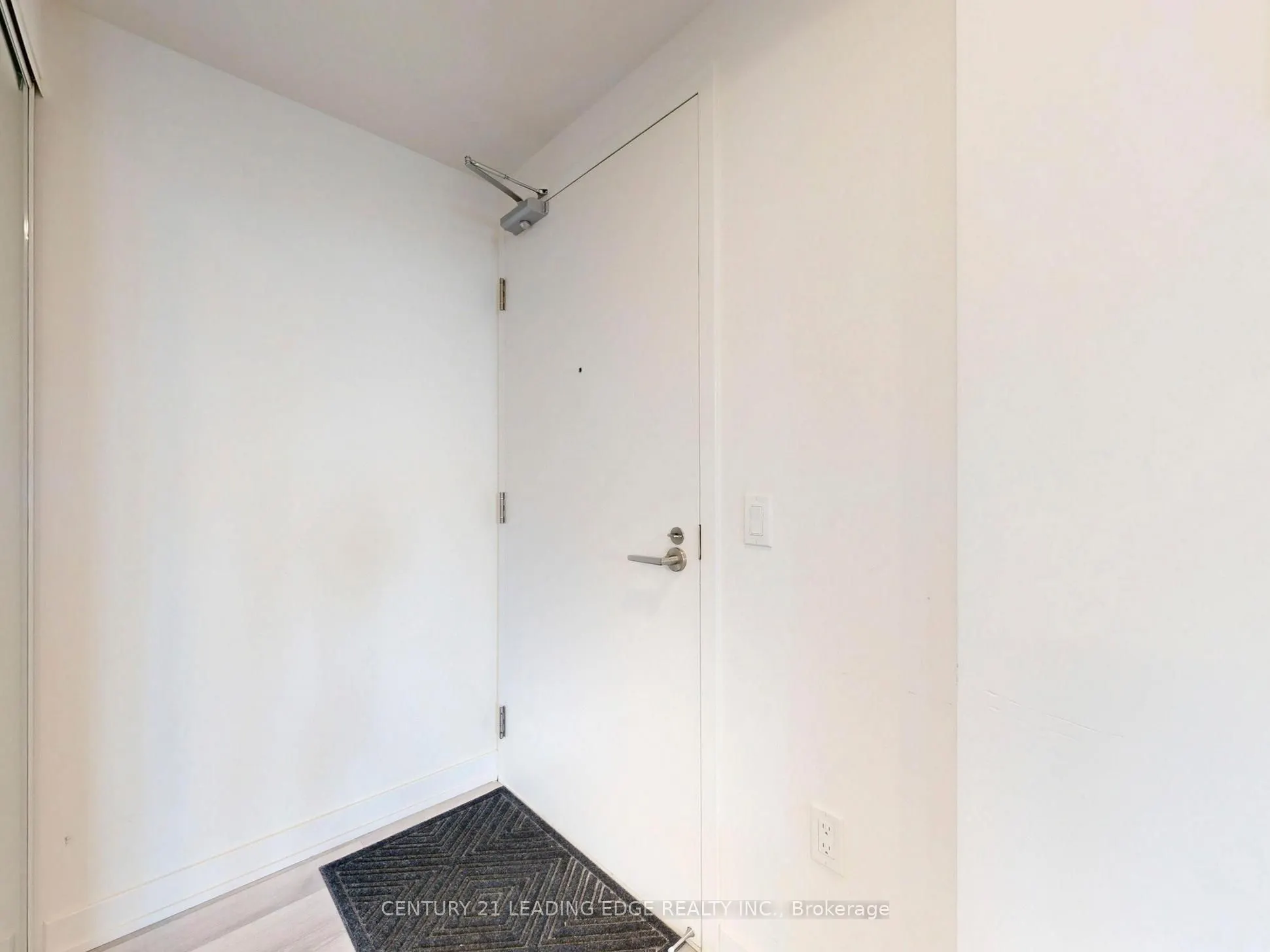 230 Simcoe Street, #3019