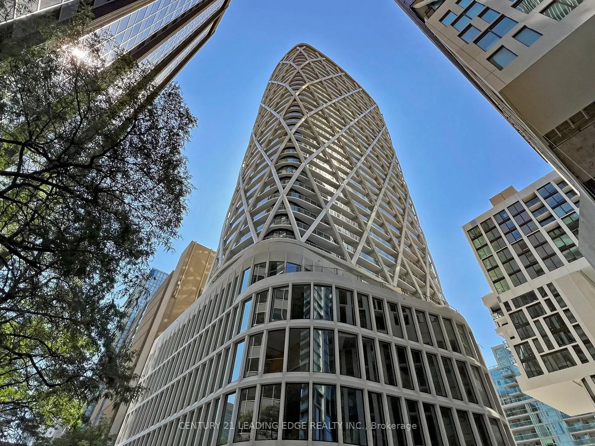 230 Simcoe Street, #3019
