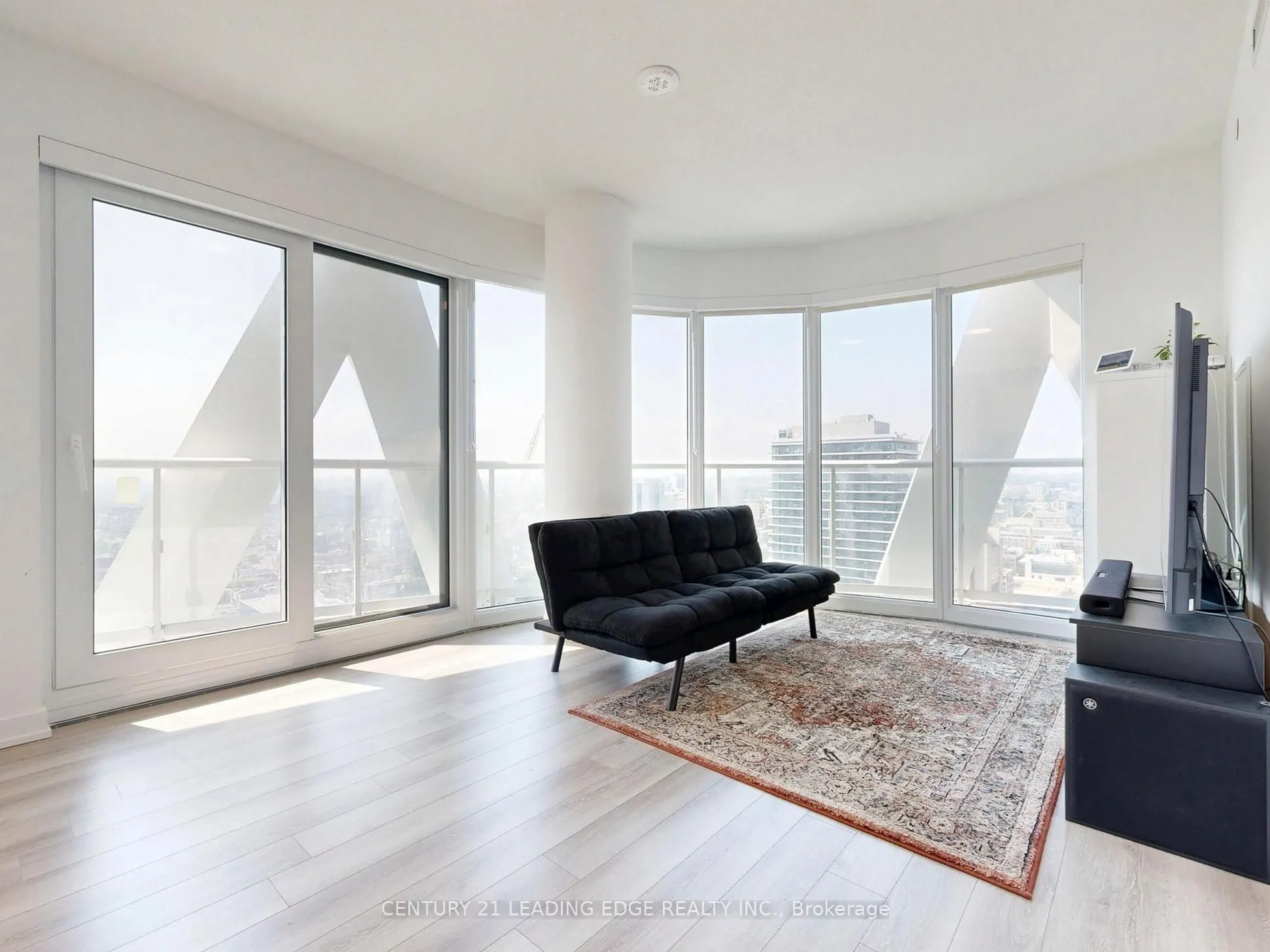 230 Simcoe Street, #3019