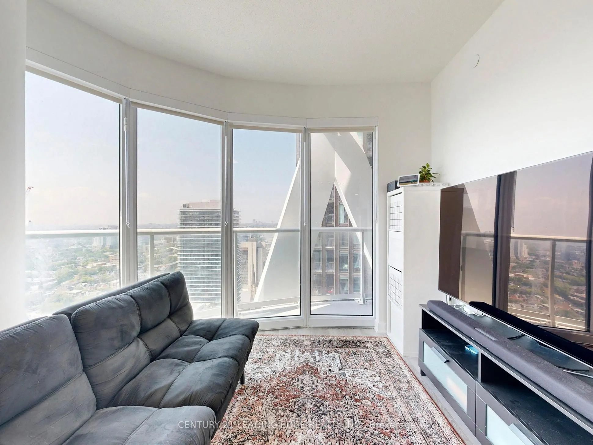 230 Simcoe Street, #3019