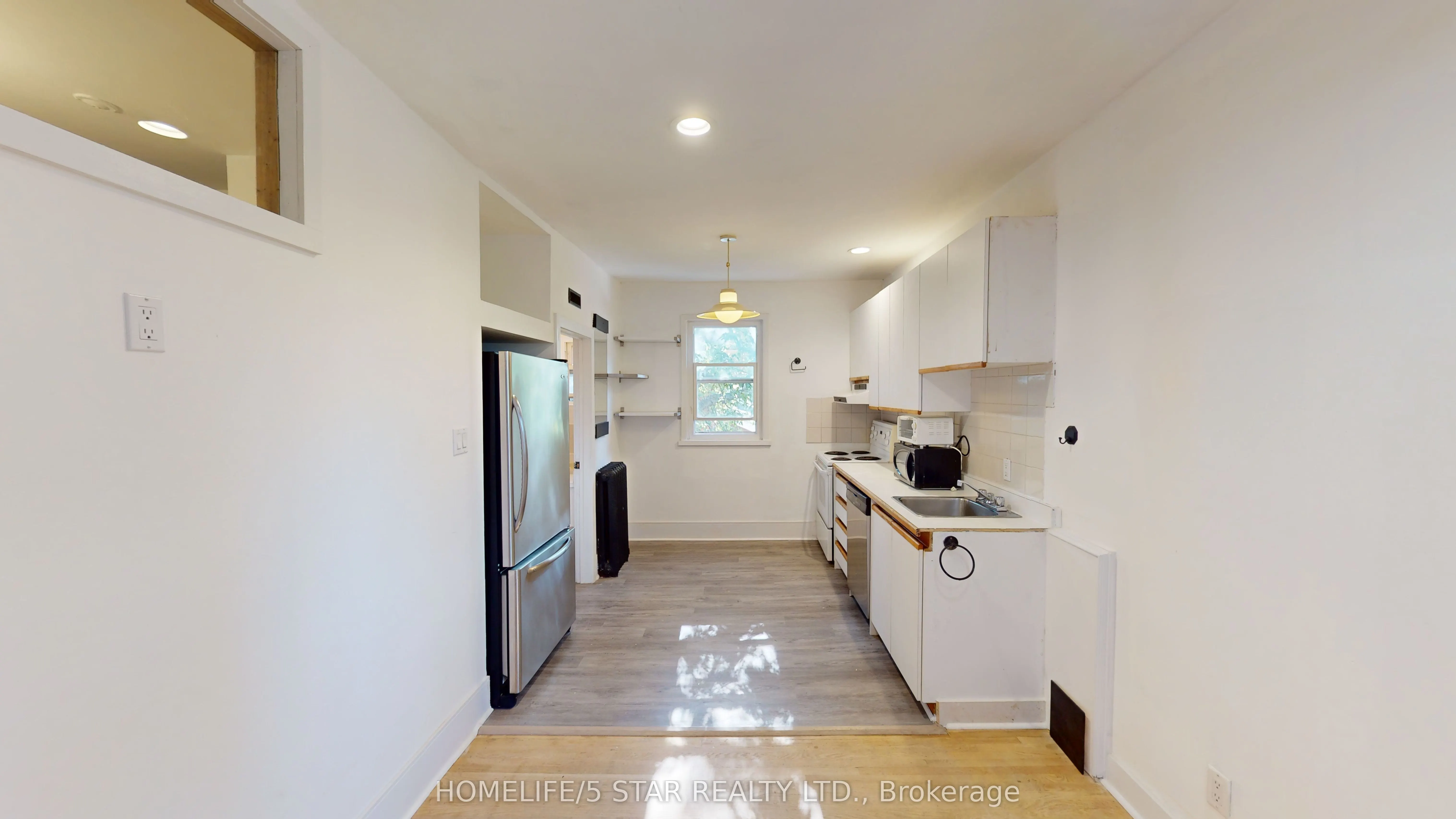 642 Dovercourt Road, #Apt 2