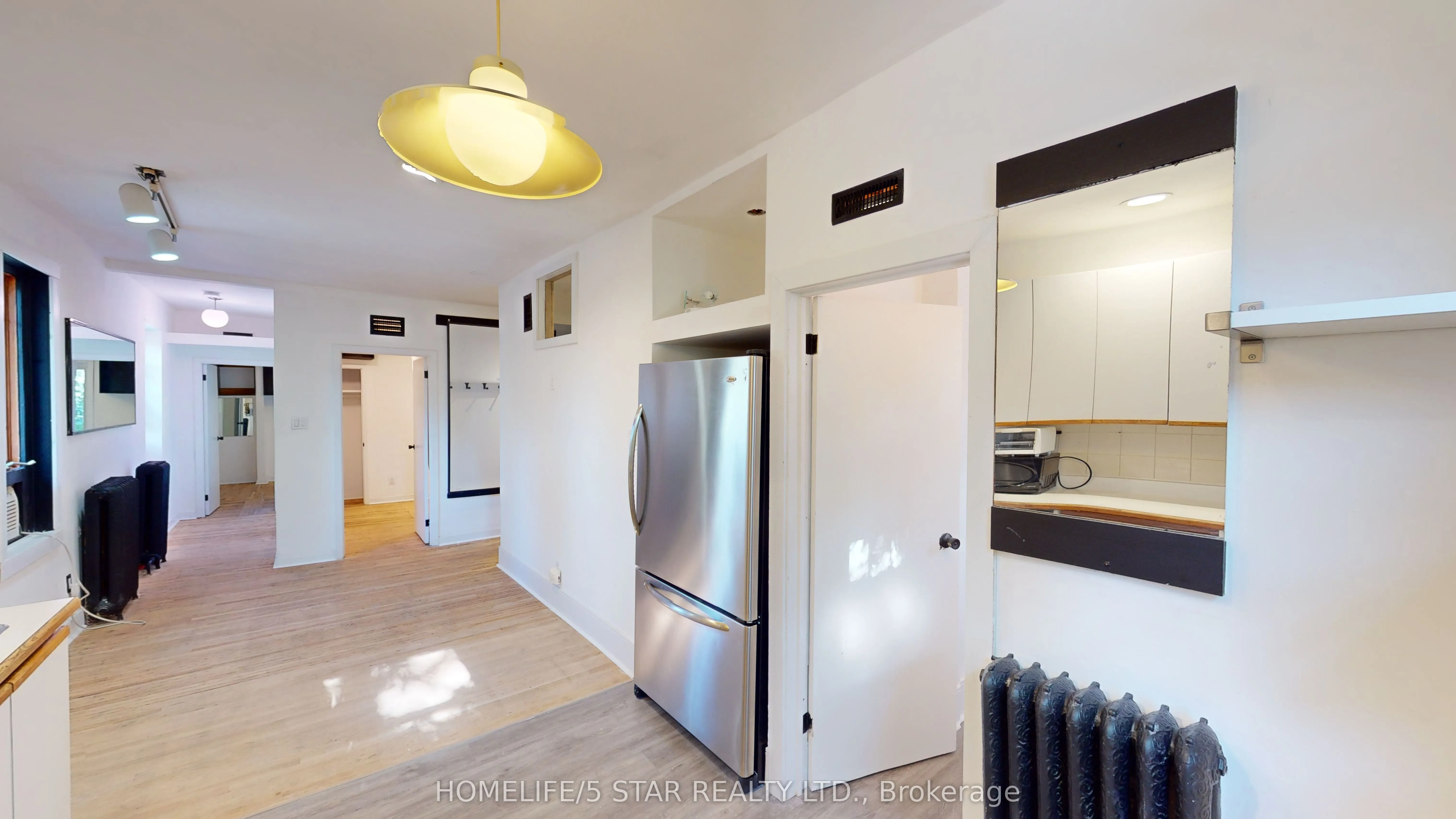 642 Dovercourt Road, #Apt 2