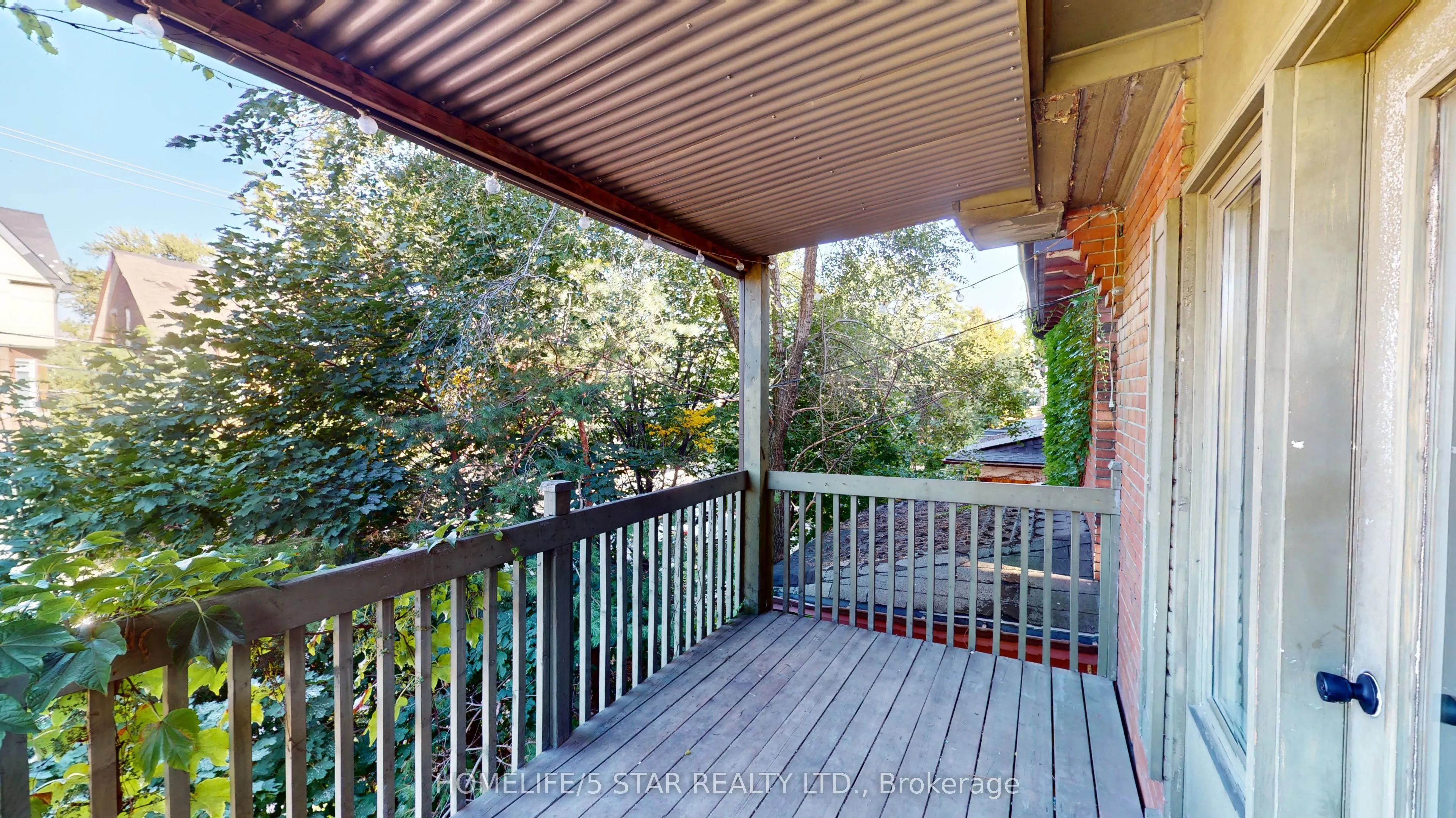 642 Dovercourt Road, #Apt 2