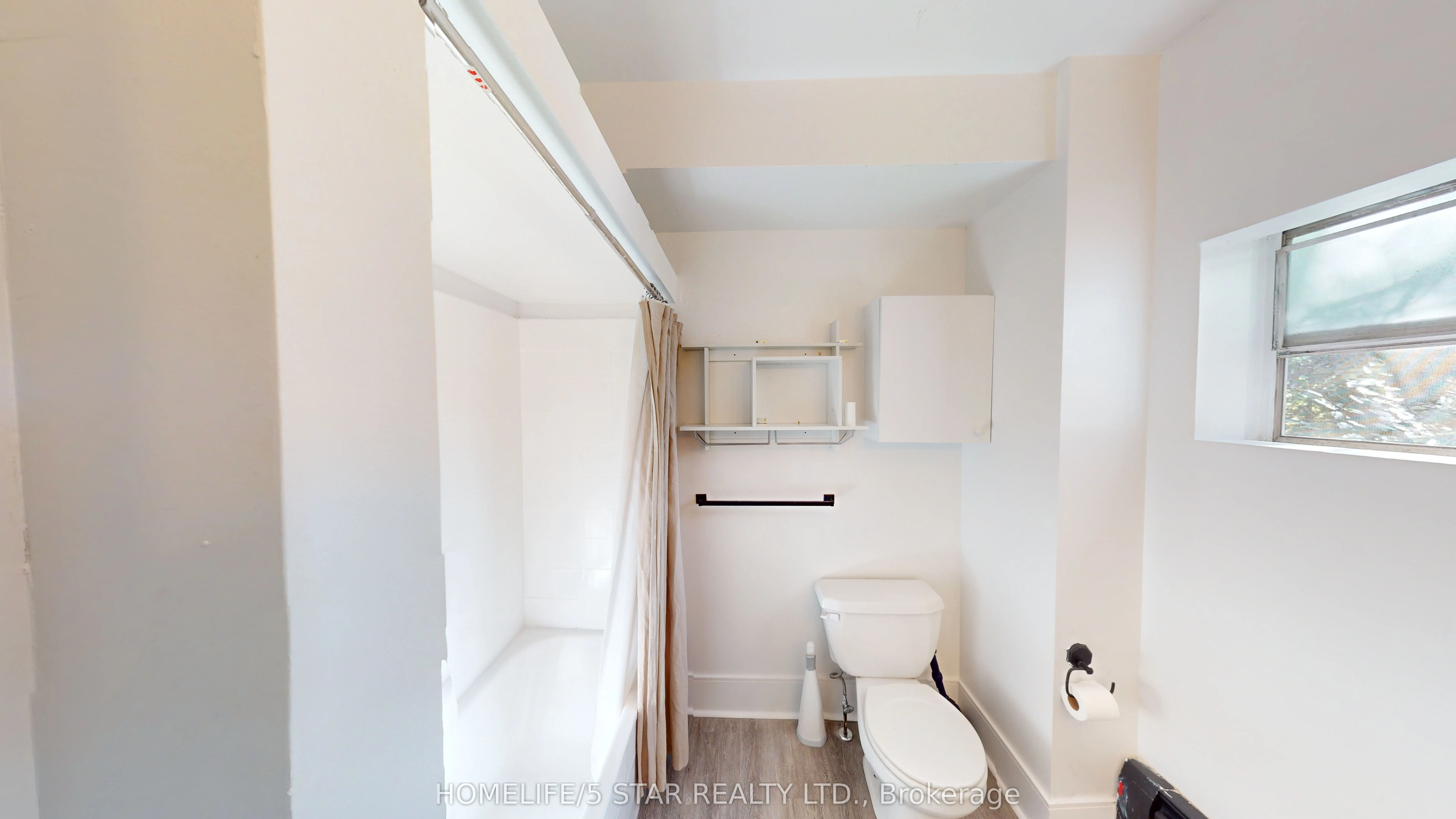 642 Dovercourt Road, #Apt 2