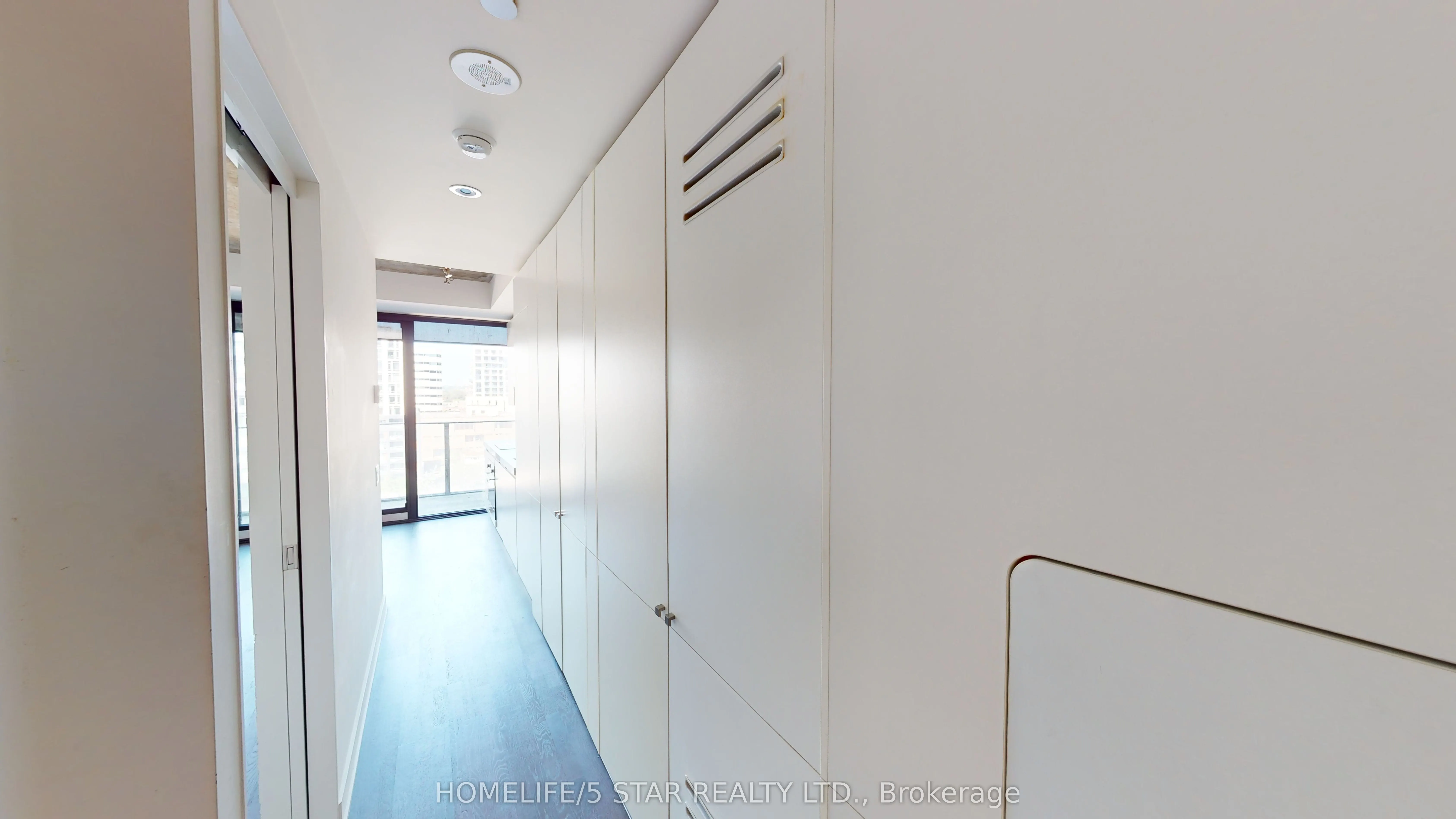 629 KING Street W, #925