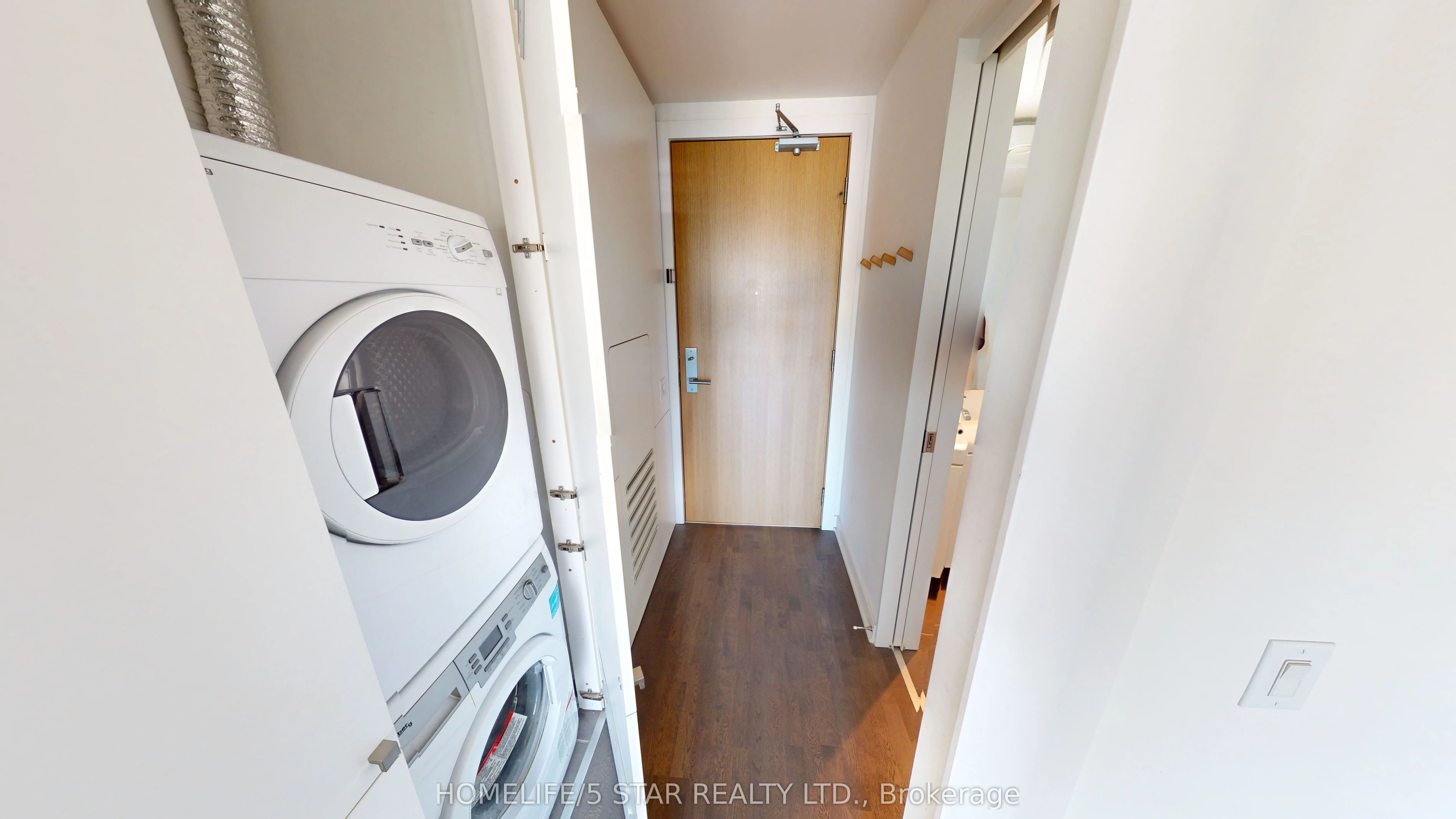 629 KING Street W, #925