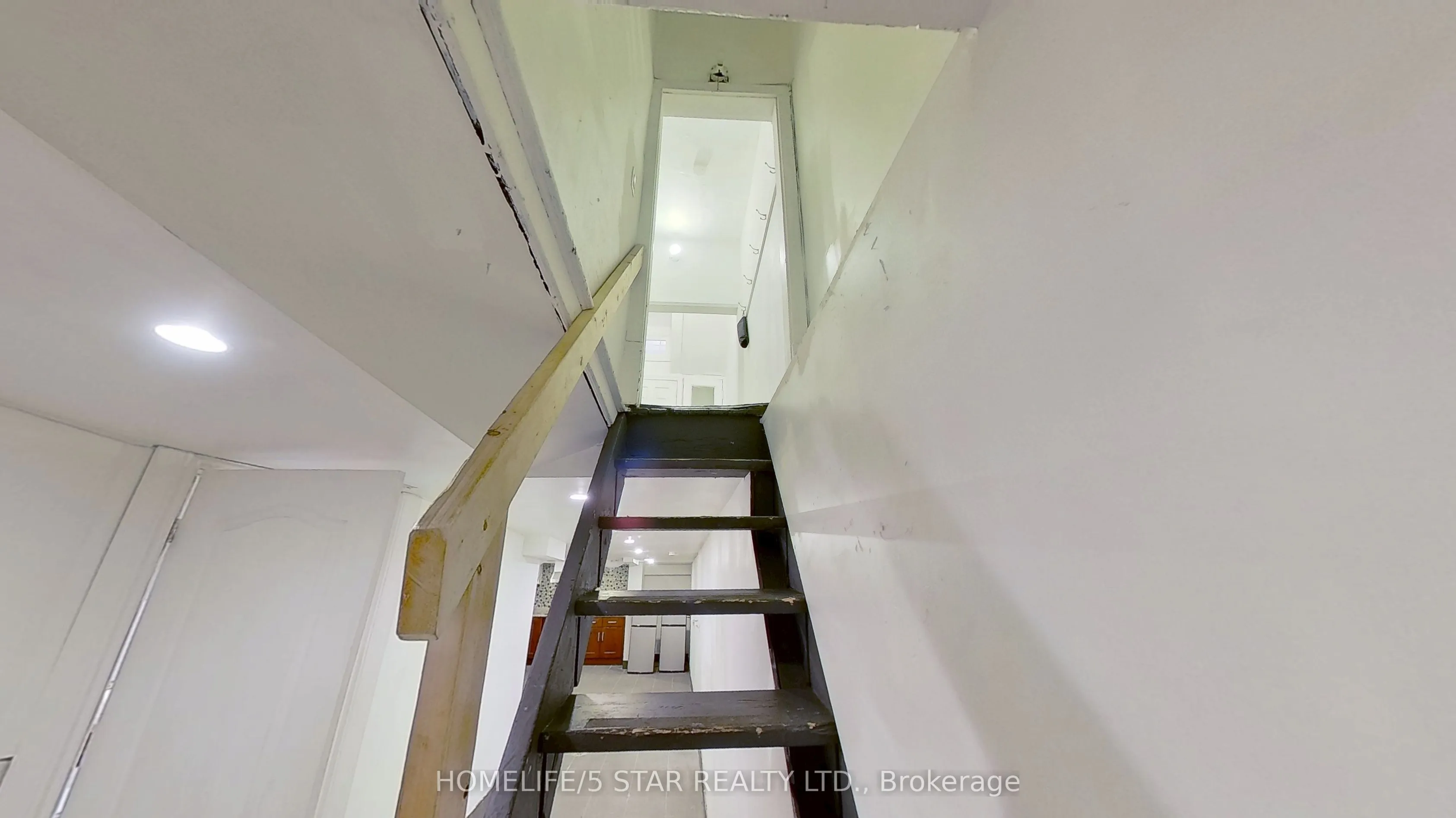171 Harbord Street, #Apt 1