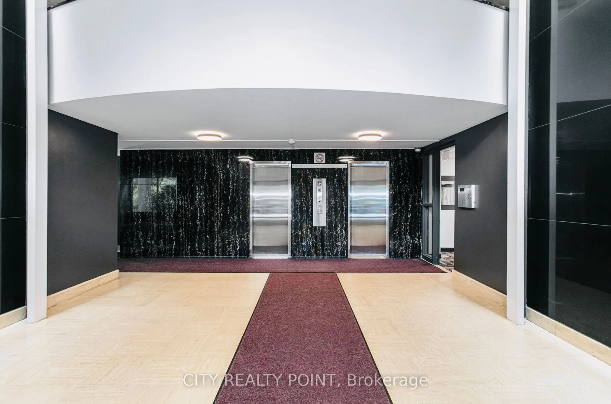 10 Shallmar Boulevard, #702