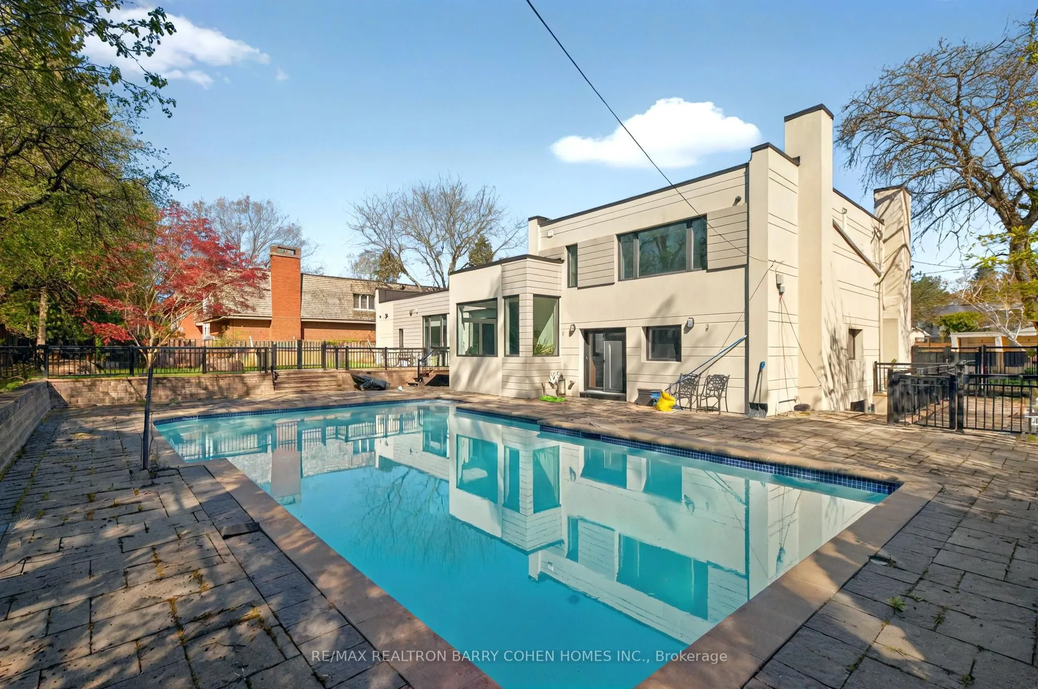 41 Suncrest Drive