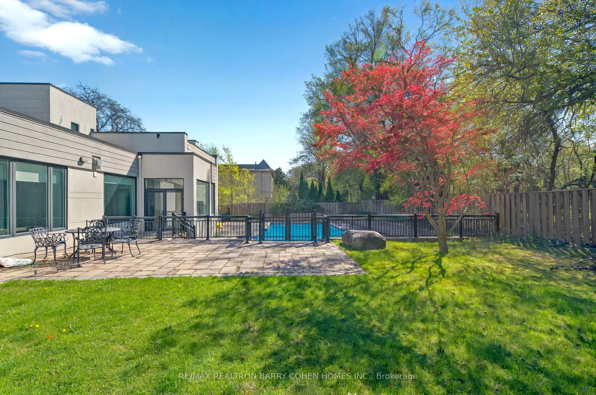 41 Suncrest Drive