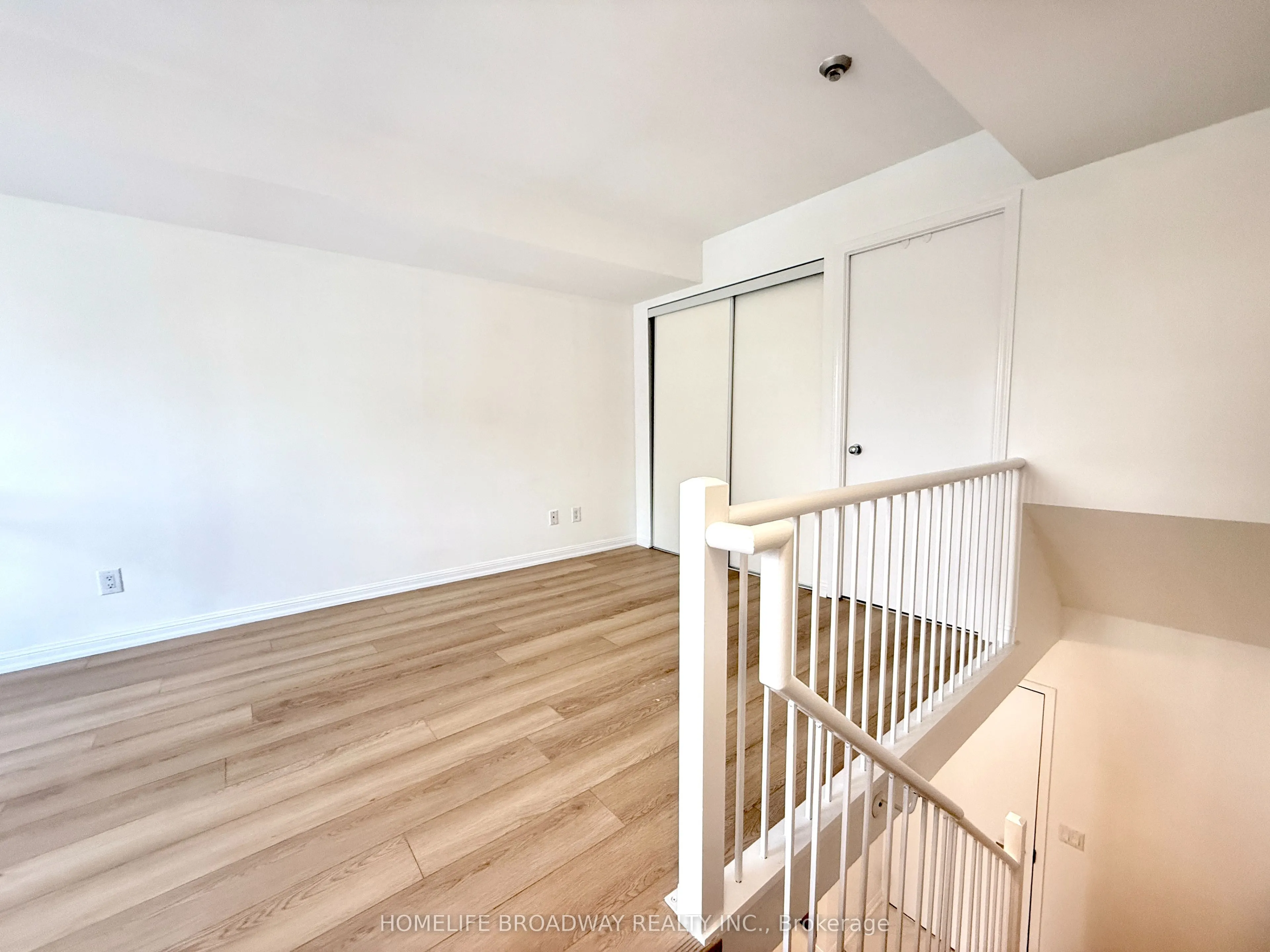 119 Merton Street, #403