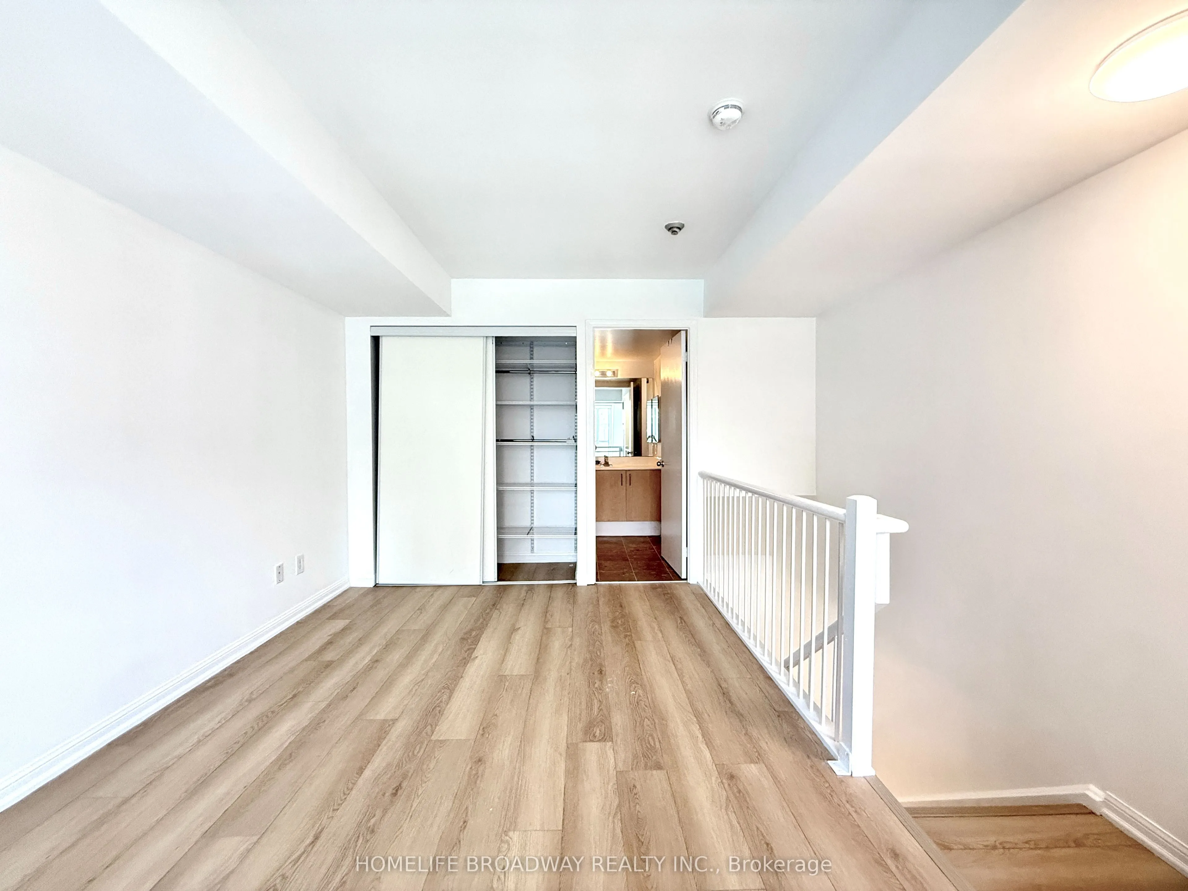 119 Merton Street, #403