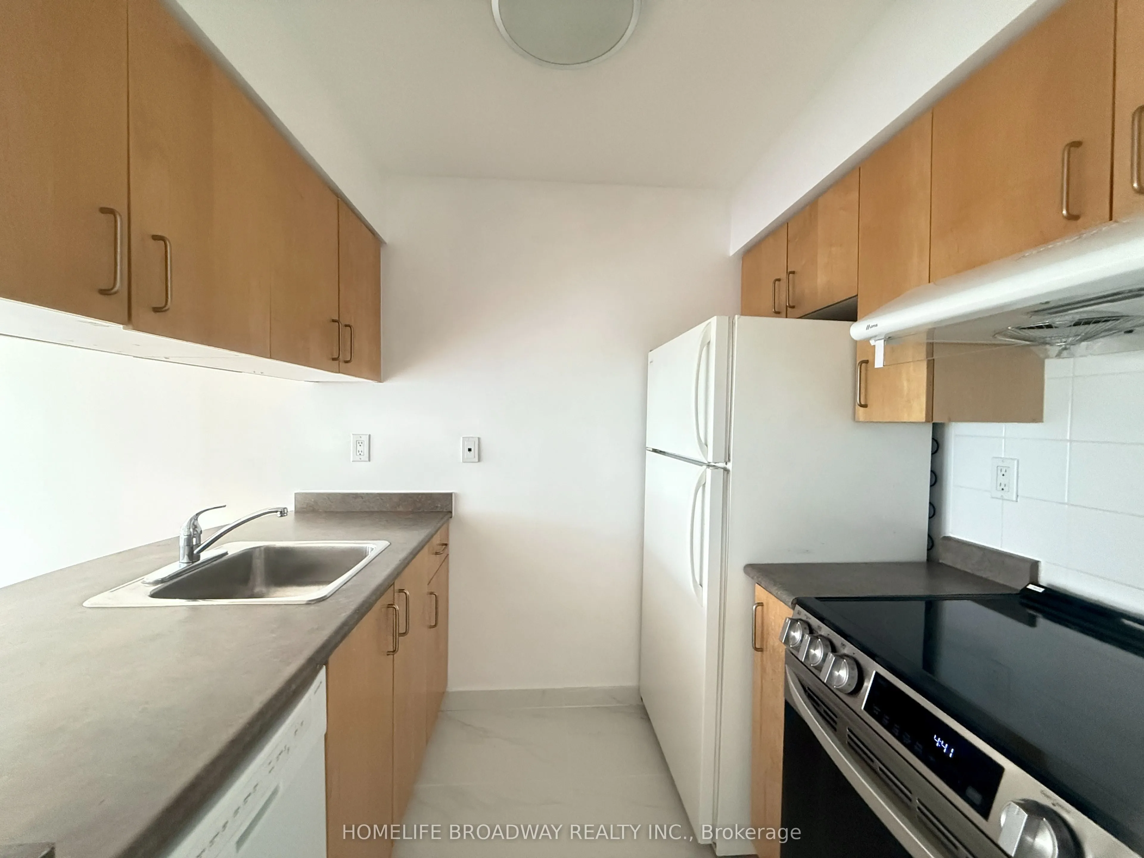 119 Merton Street, #403