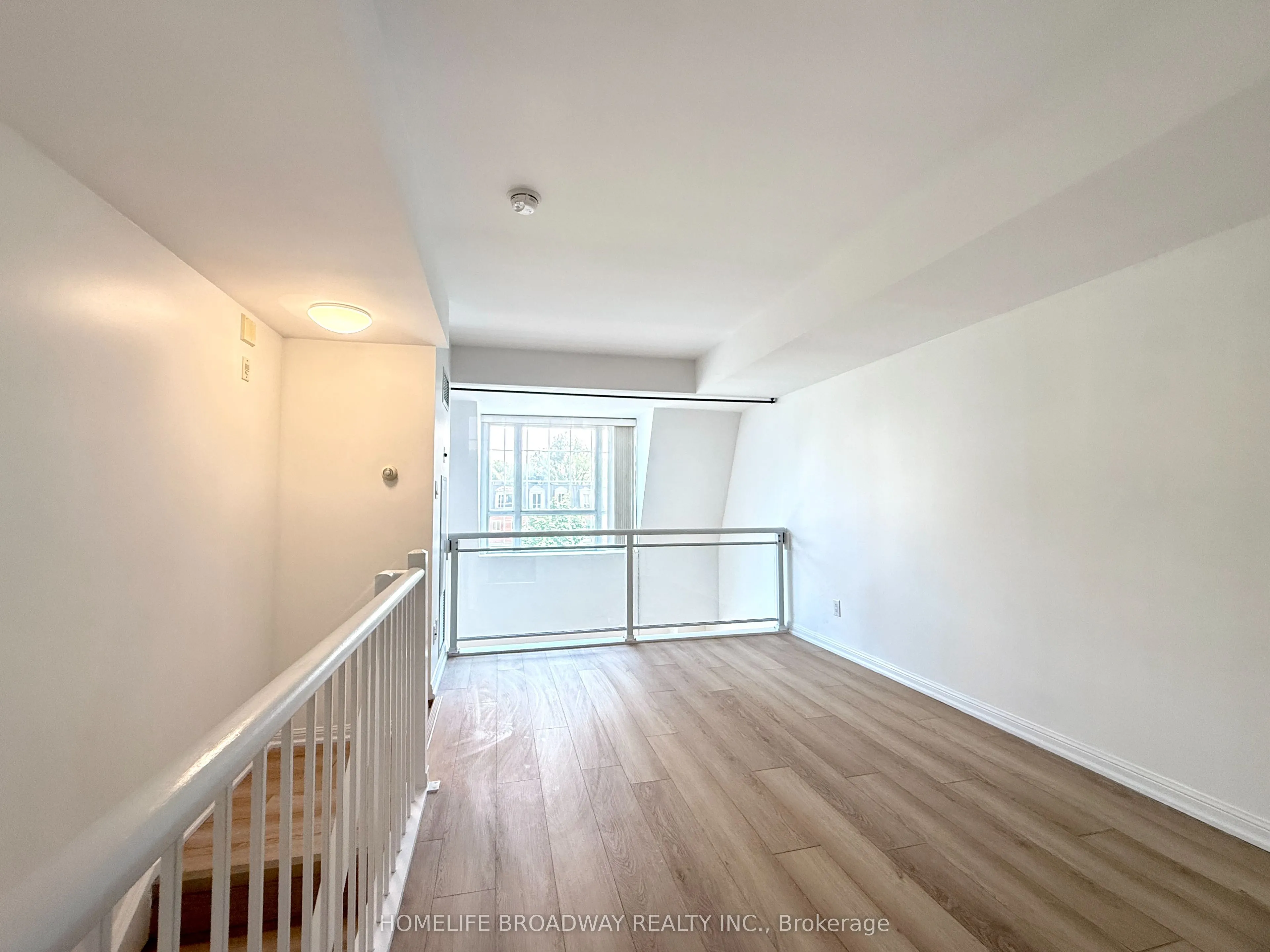 119 Merton Street, #403