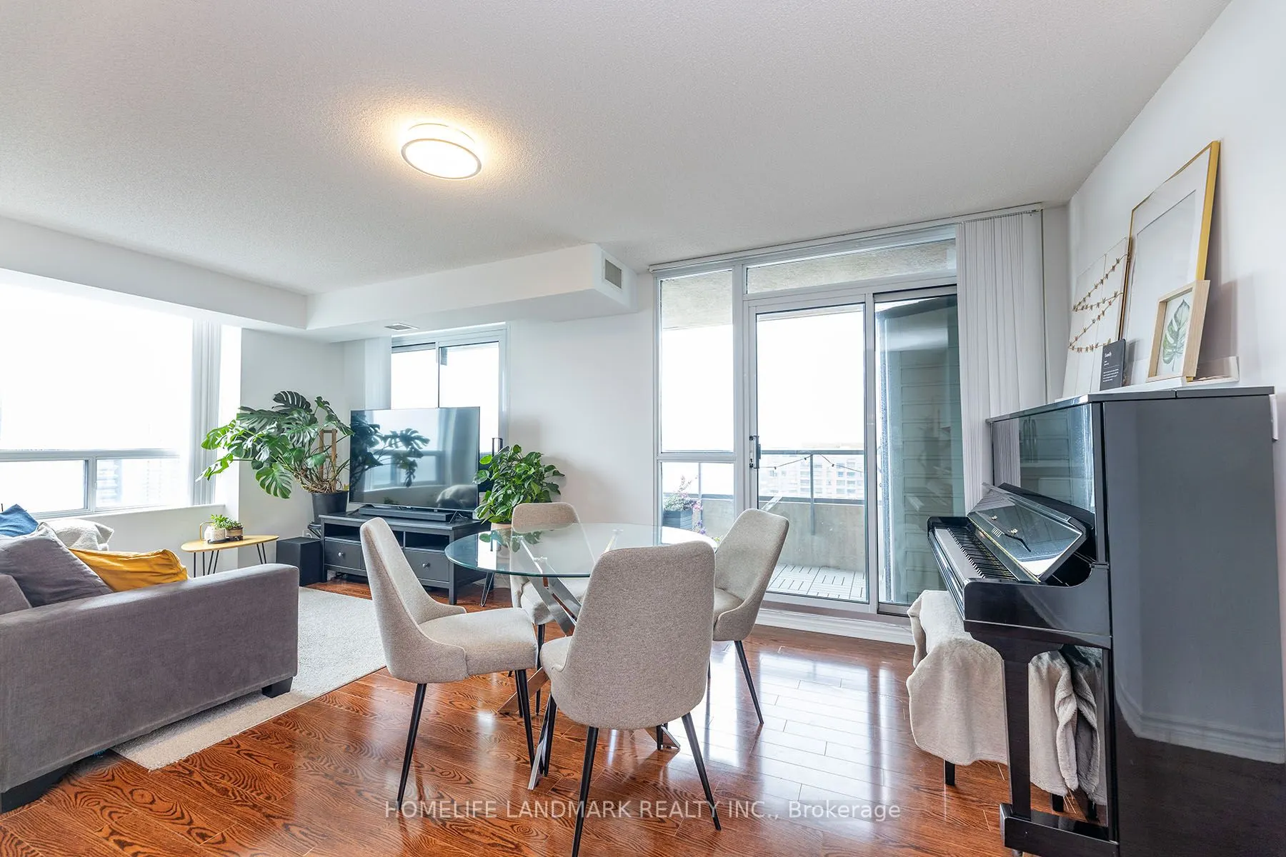 18 Spring Garden Avenue, #3510