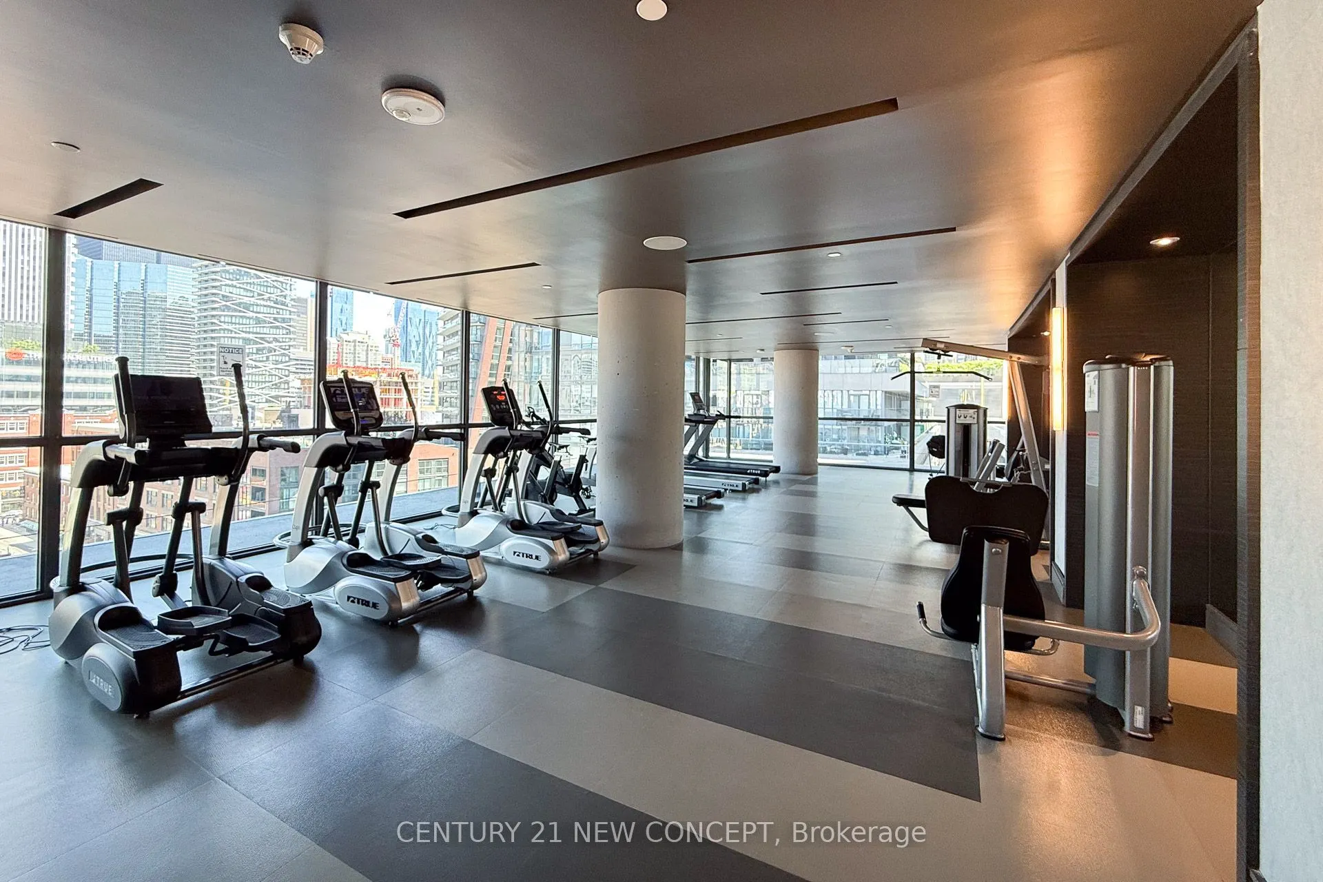290 Adelaide Street W, #2612