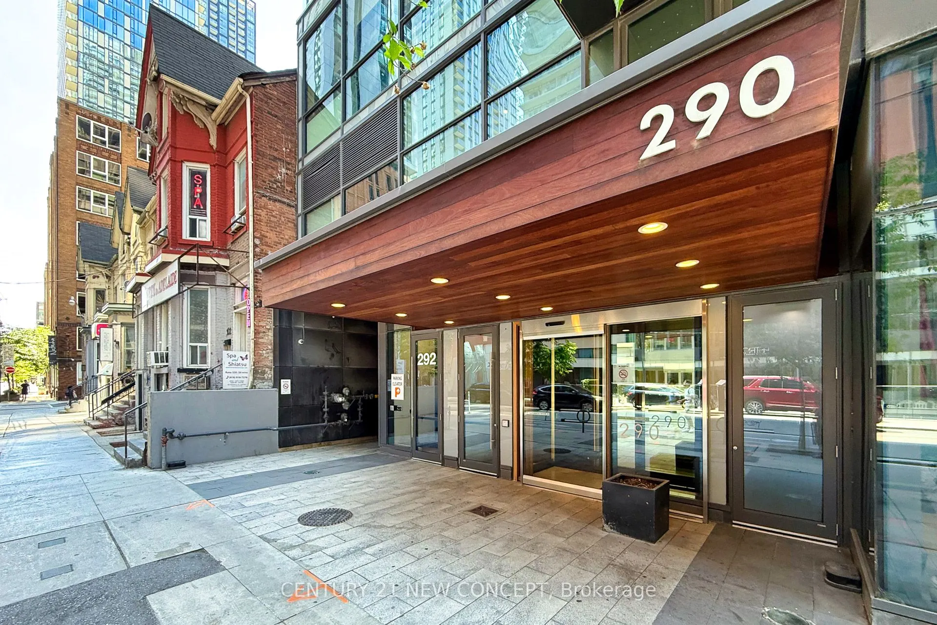 290 Adelaide Street W, #2612