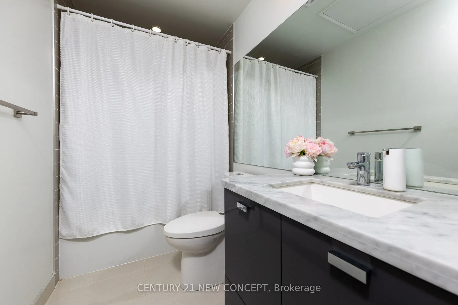 290 Adelaide Street W, #2612