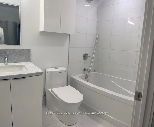 238 Simcoe Street, #507