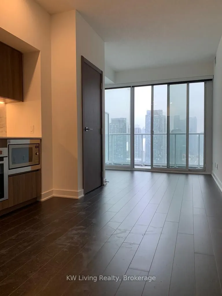 17 Bathurst Street, #3512