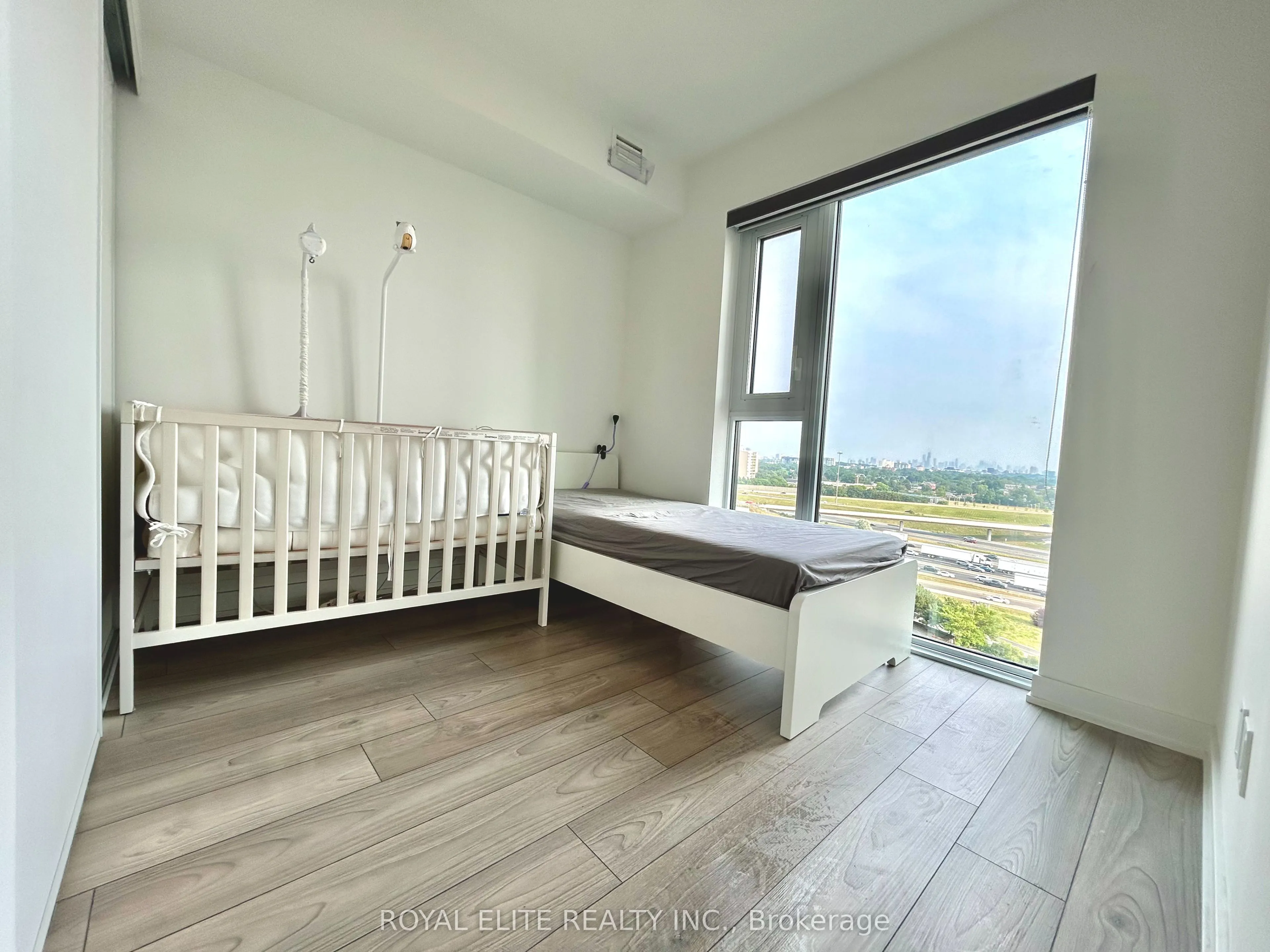 8 Tippett Road, #1106