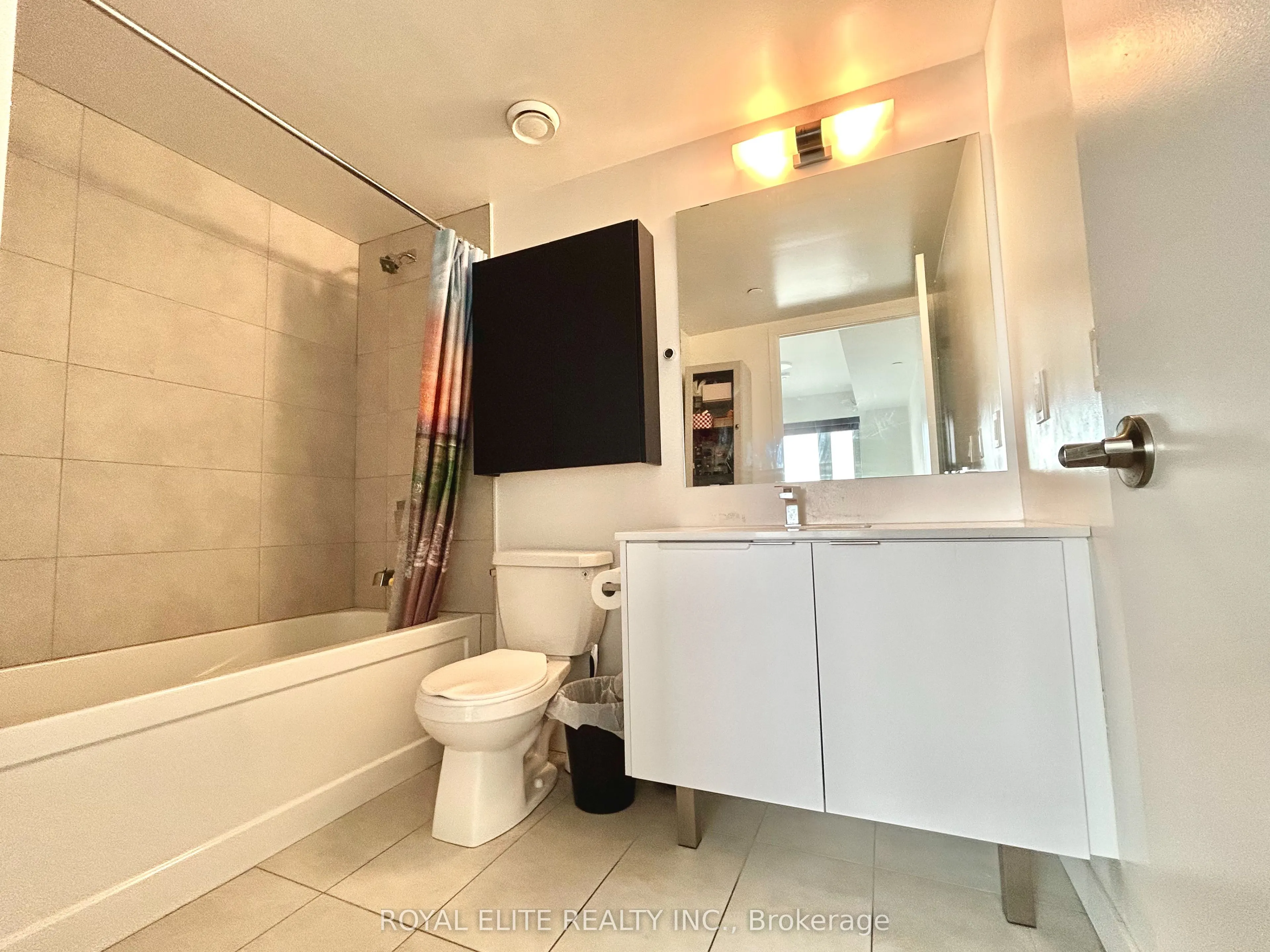 8 Tippett Road, #1106