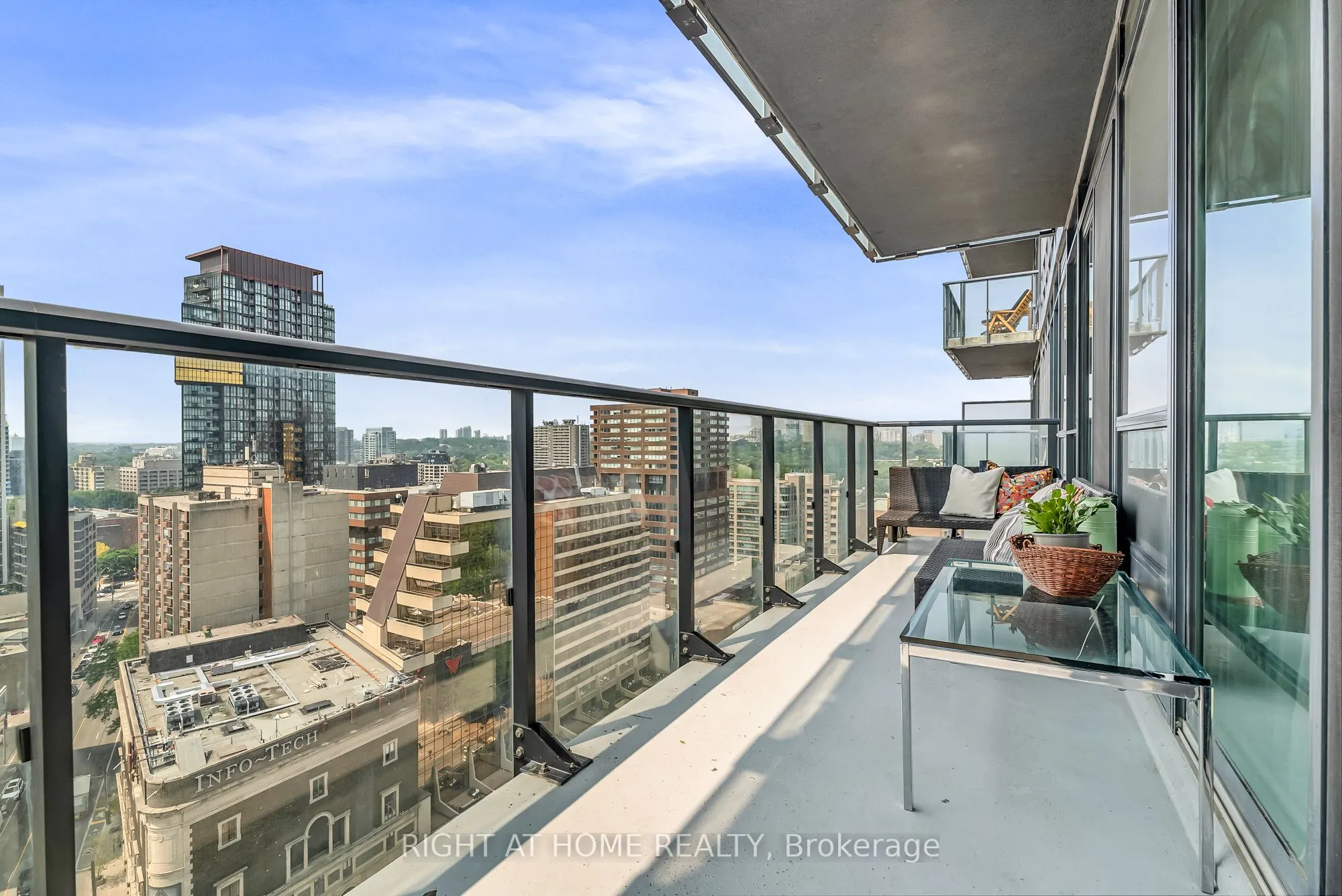 825 Church Street, #2109