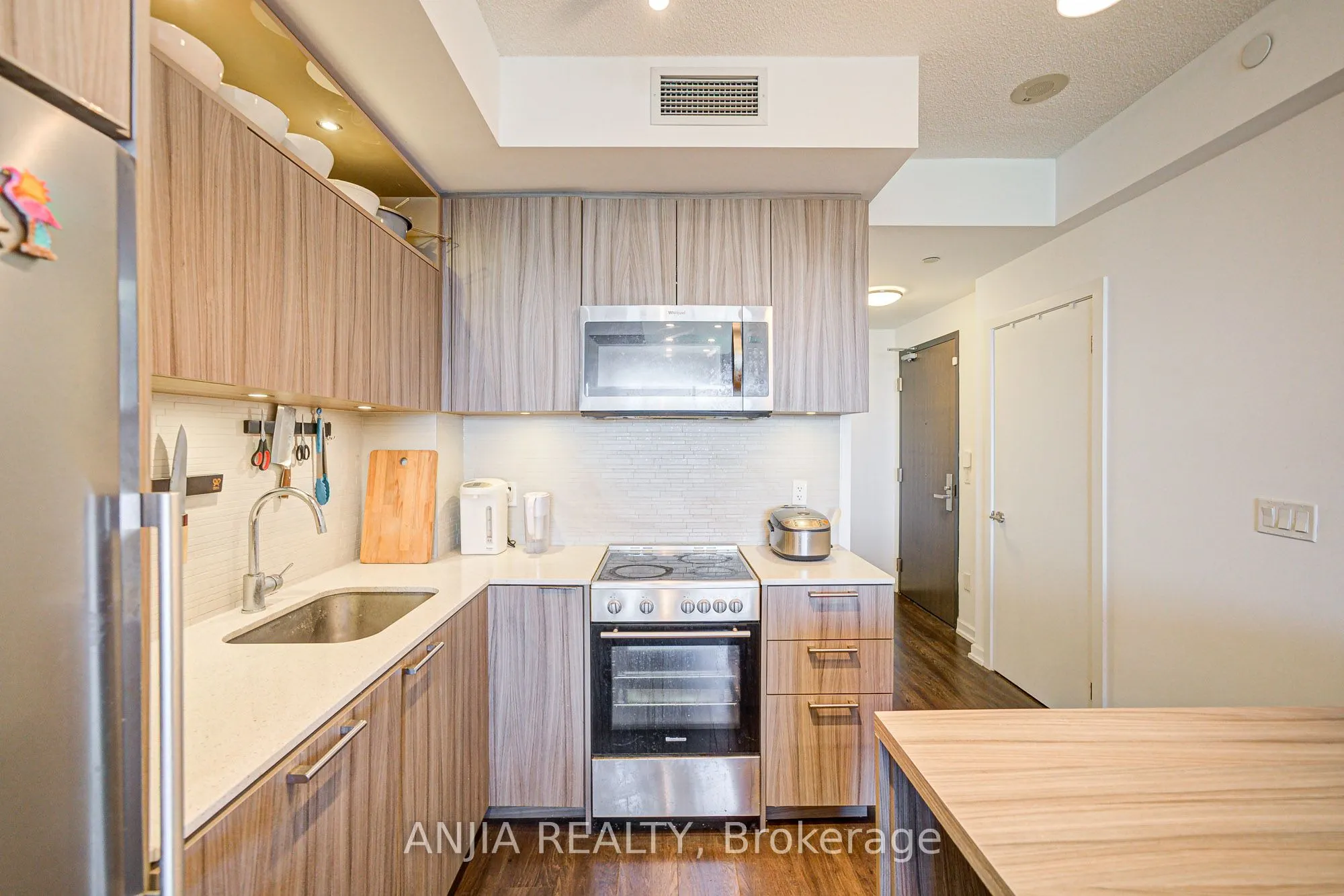 50 Forest Manor Road, #2205