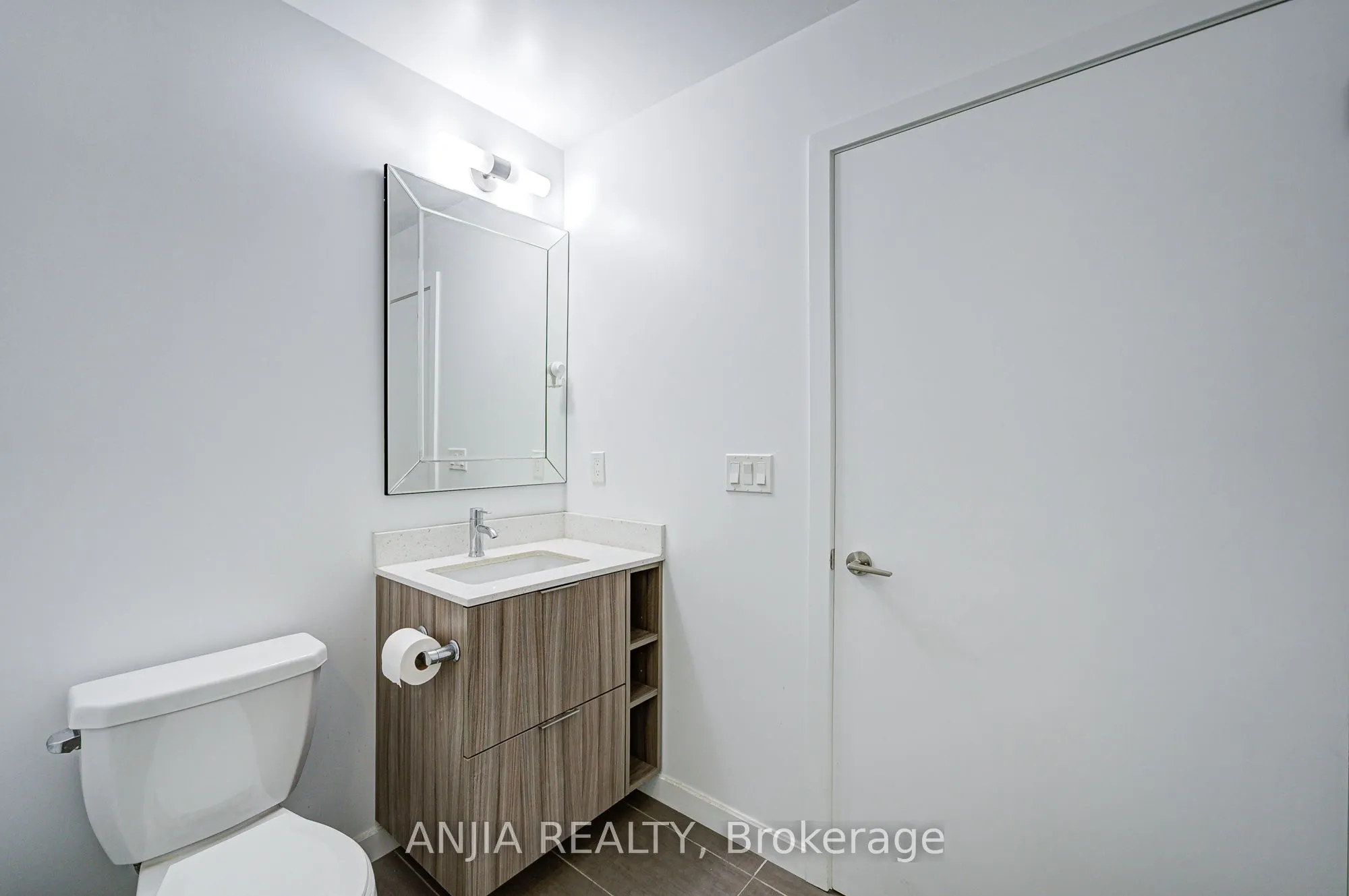 50 Forest Manor Road, #2205