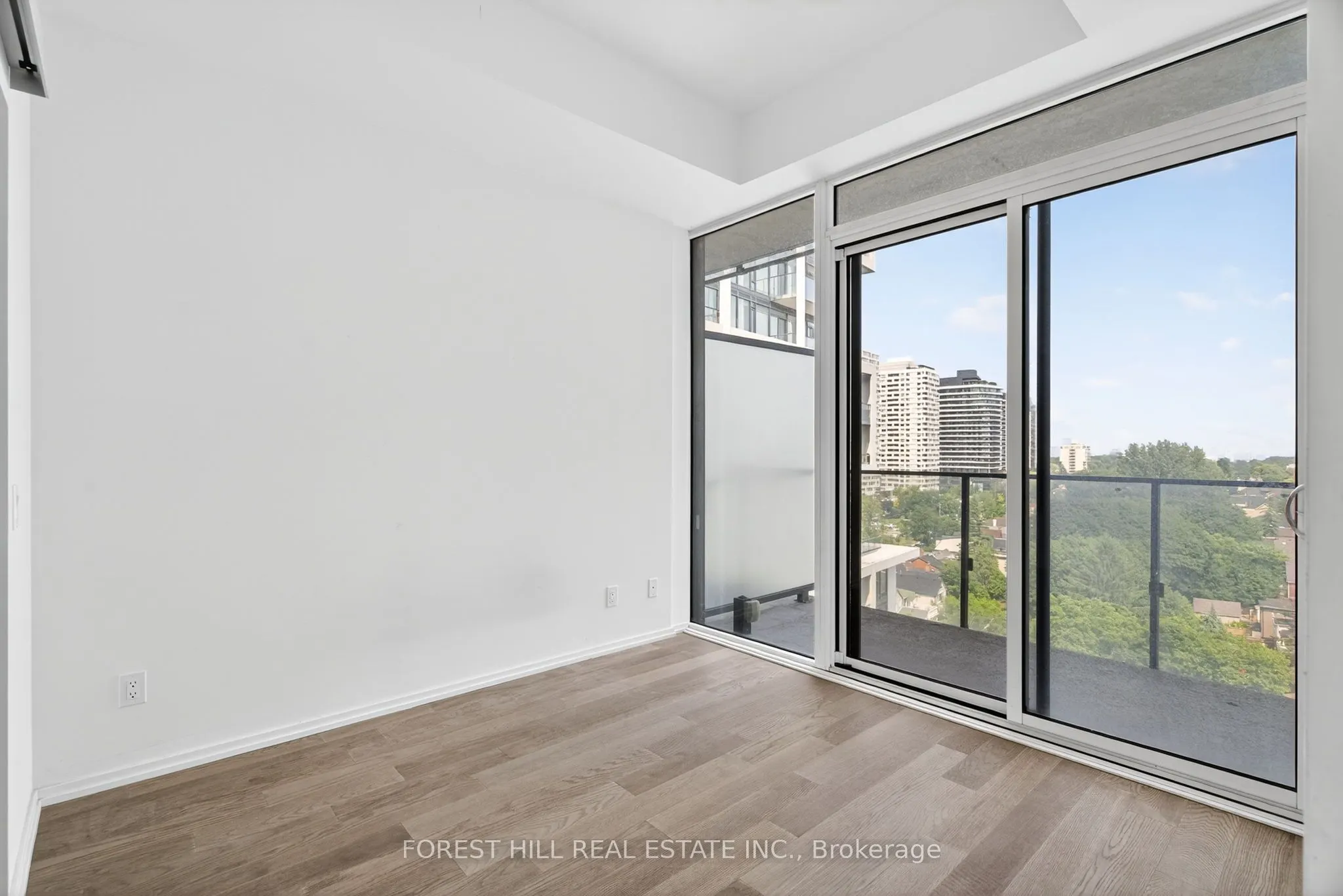 8 Hillsdale Avenue E, #1241