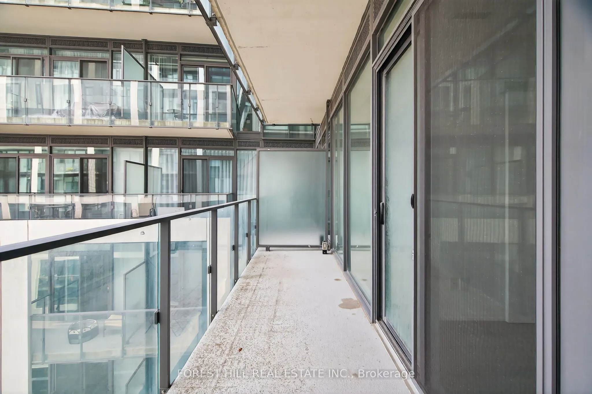 8 Hillsdale Avenue E, #1241