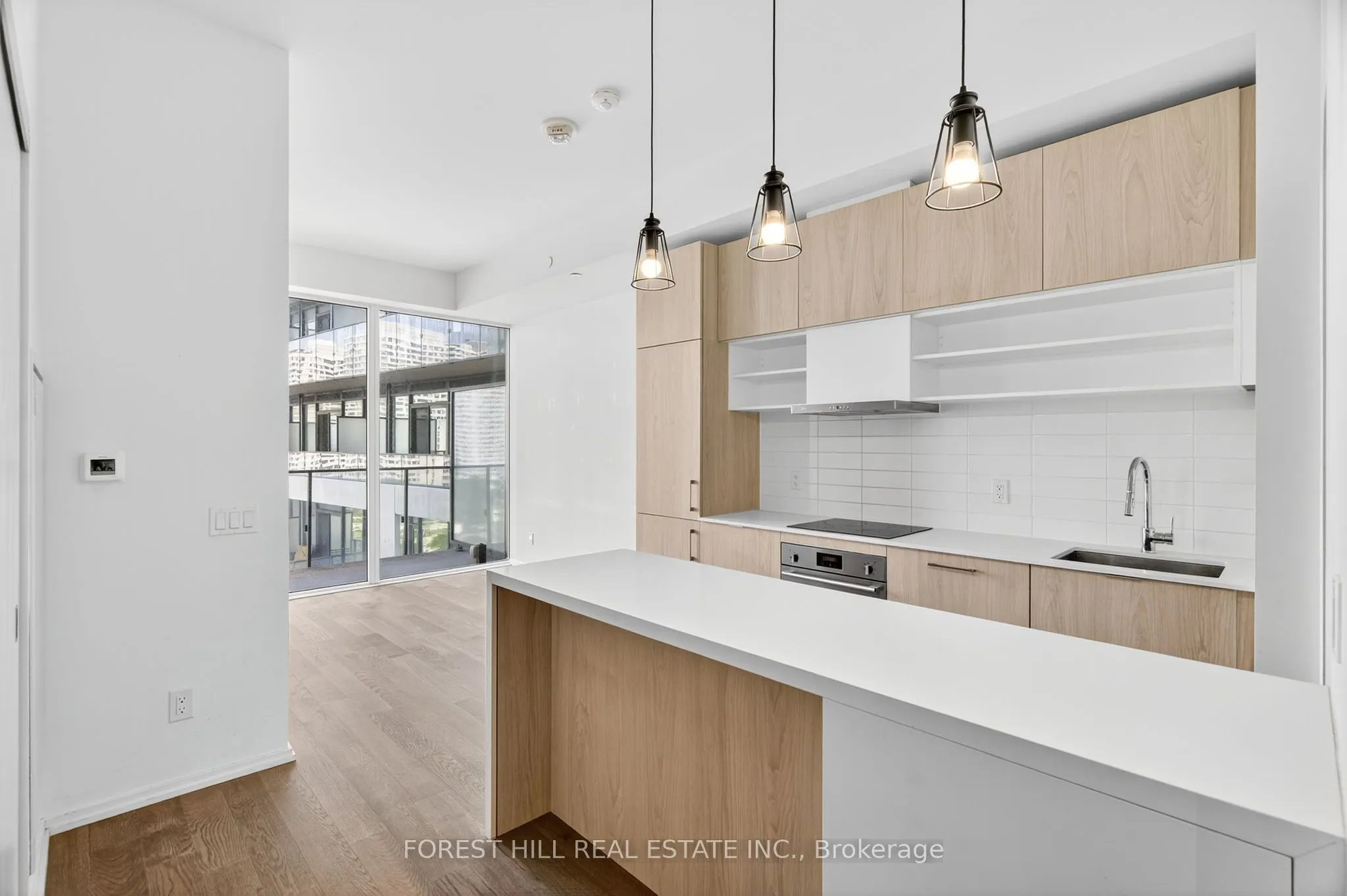 8 Hillsdale Avenue E, #1241