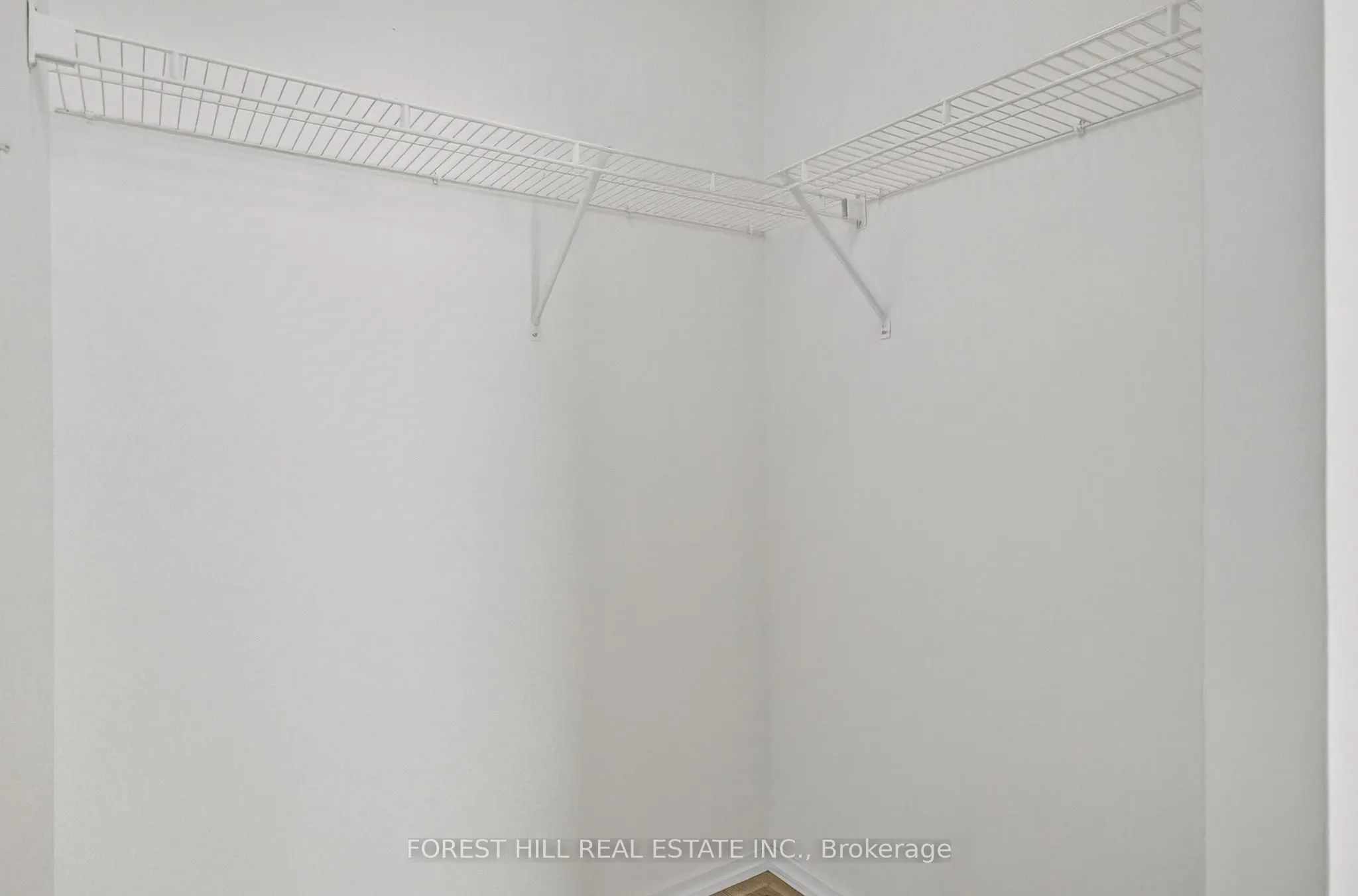 8 Hillsdale Avenue E, #1241