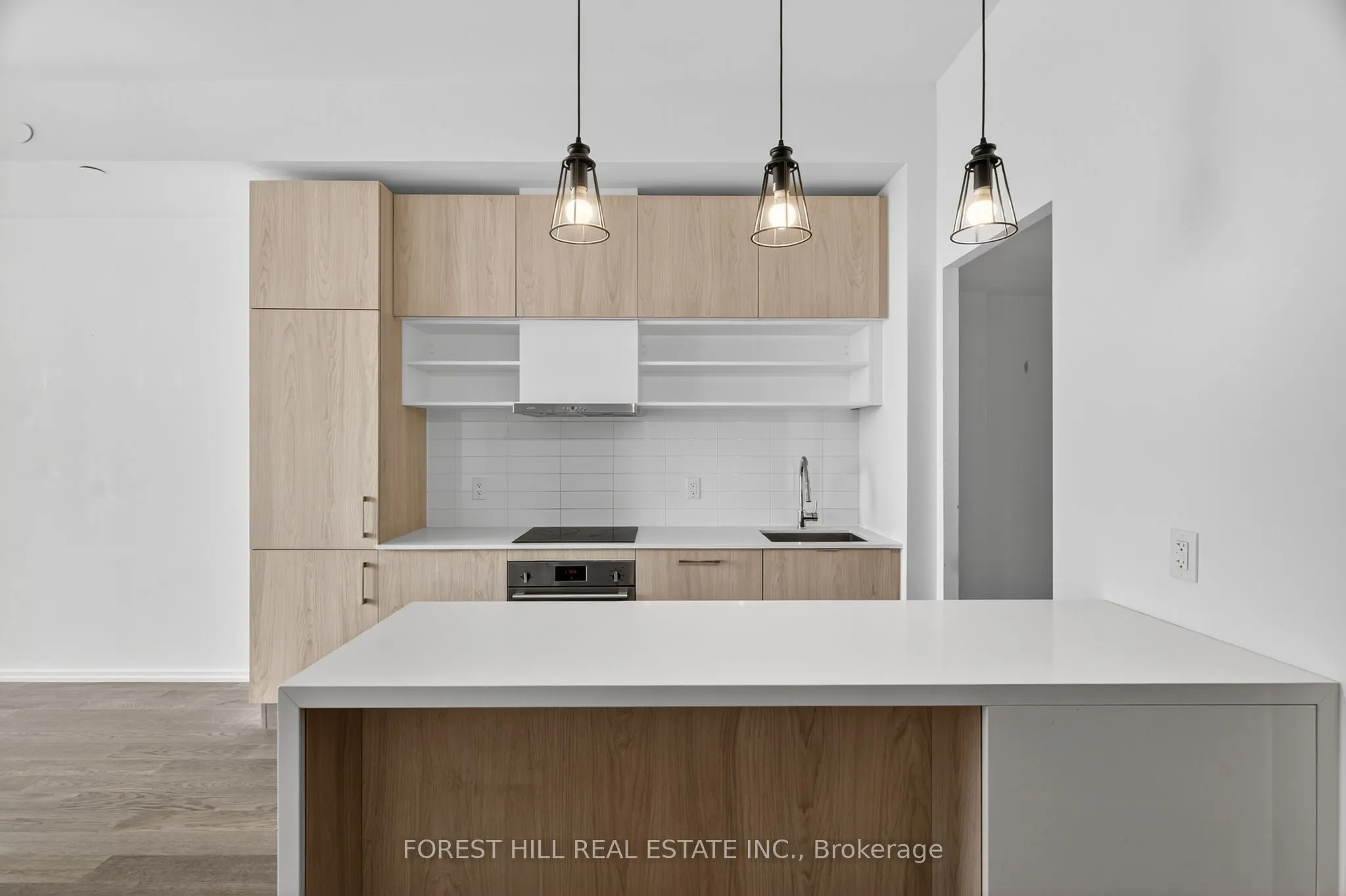 8 Hillsdale Avenue E, #1241