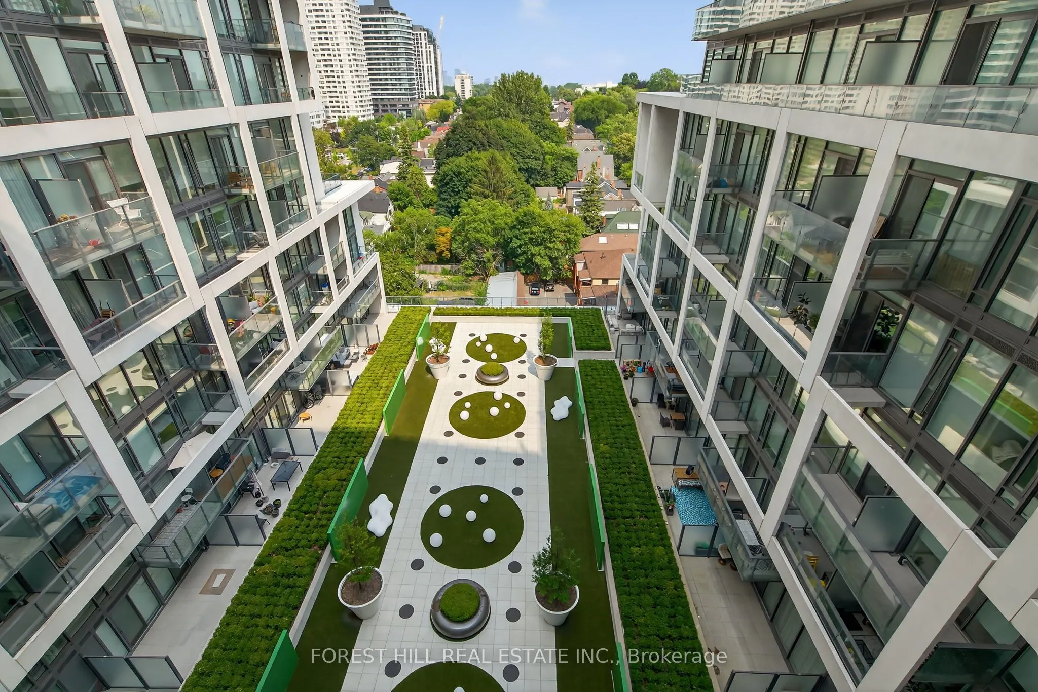 8 Hillsdale Avenue E, #1241
