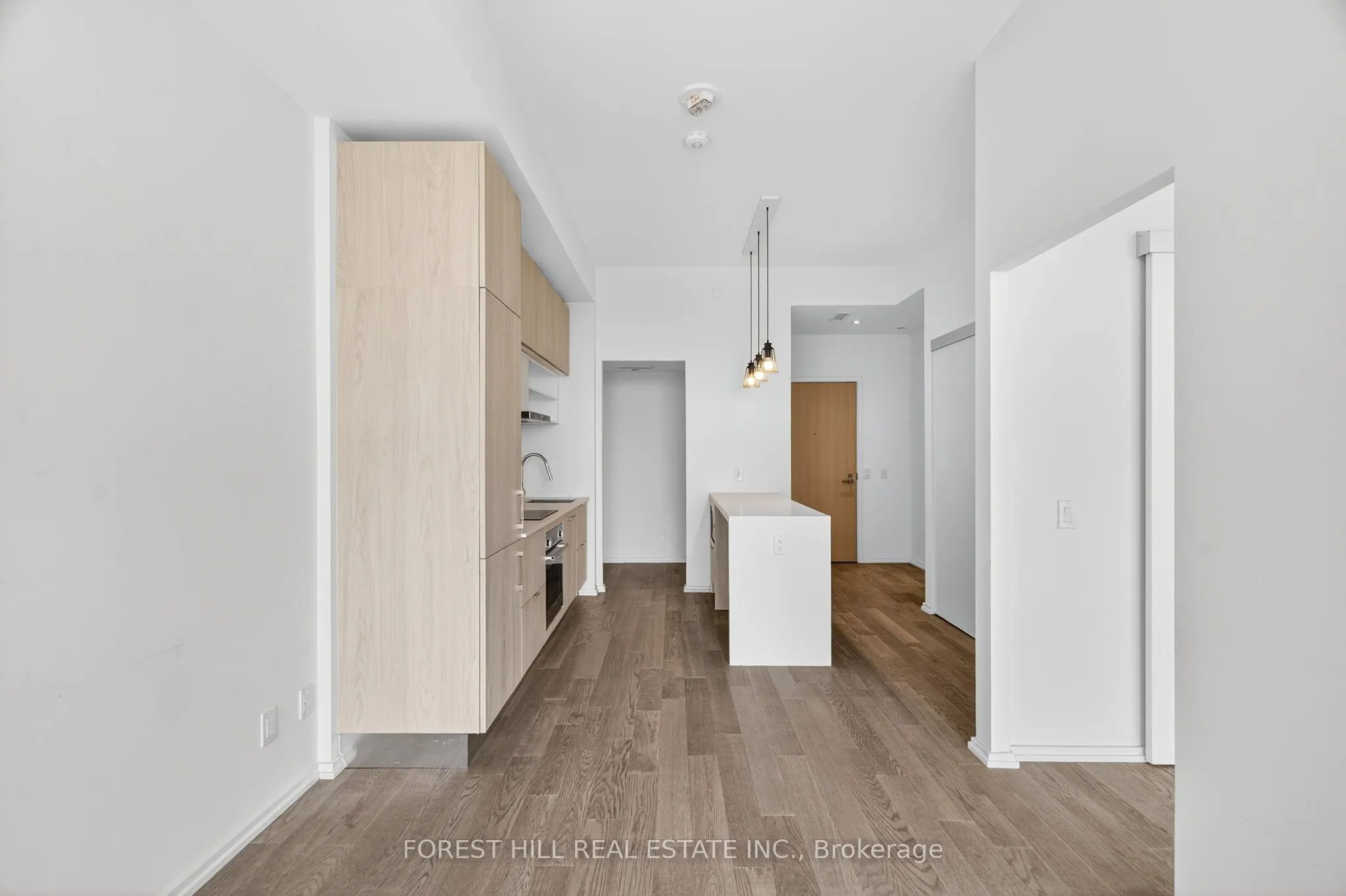 8 Hillsdale Avenue E, #1241