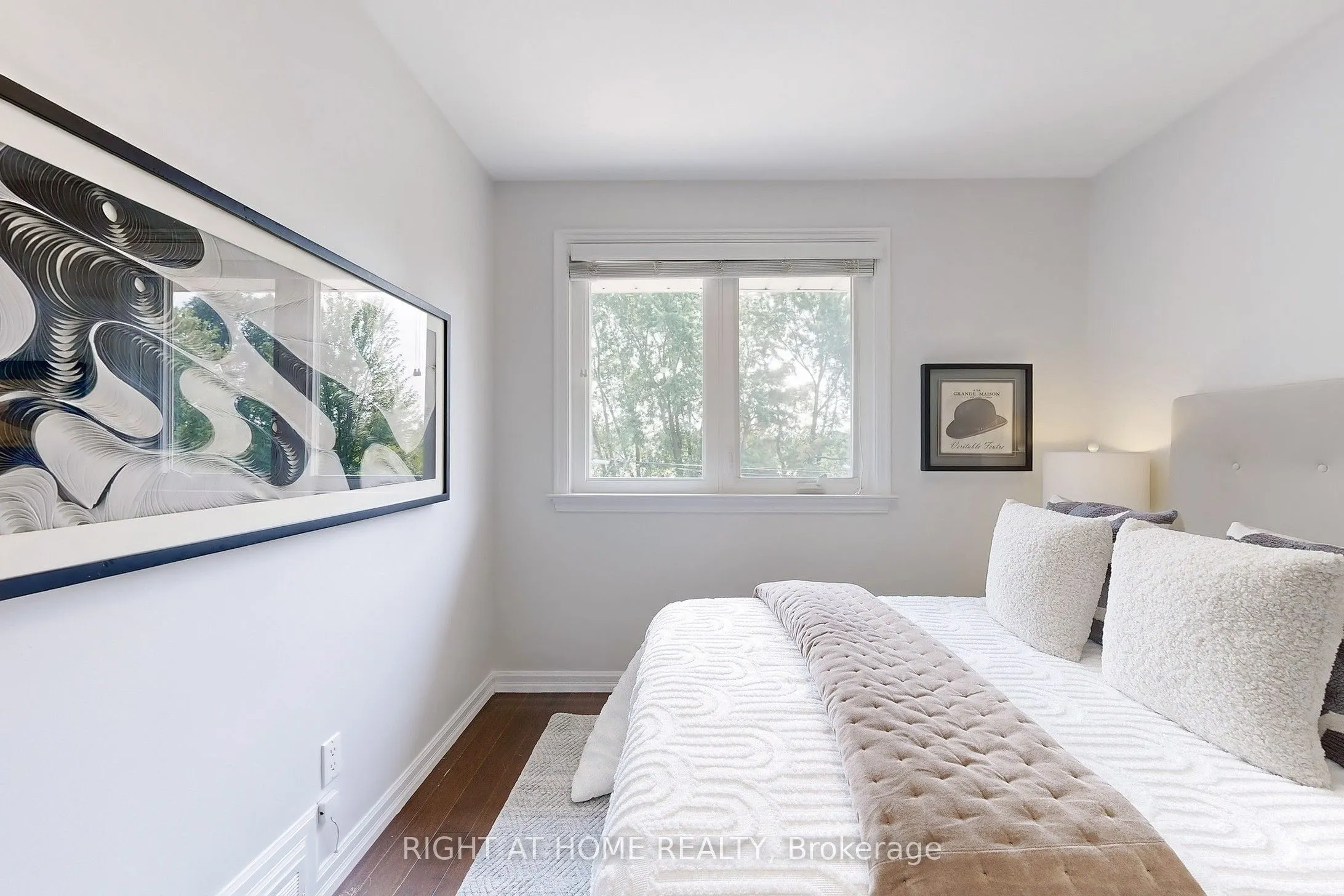 57 Wyndcliff Crescent