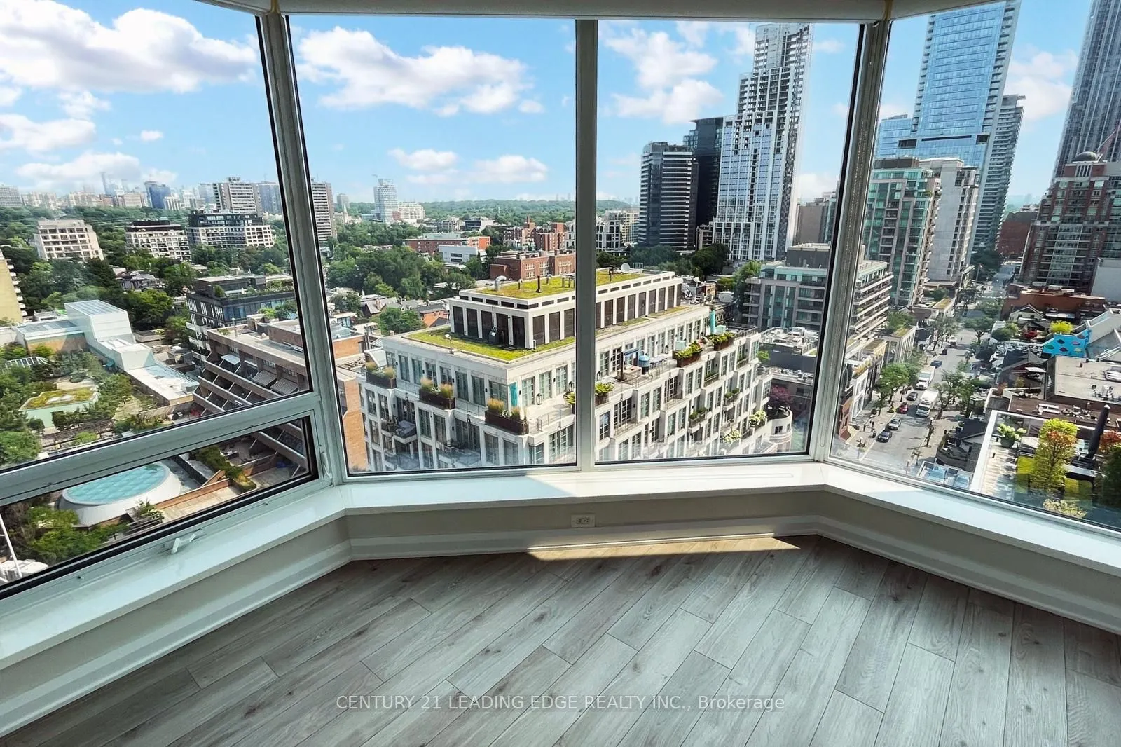 155 Yorkville Avenue, #1704