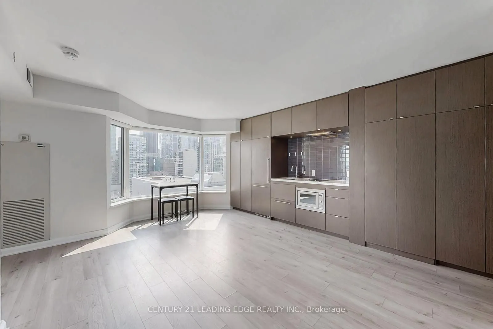 155 Yorkville Avenue, #1704