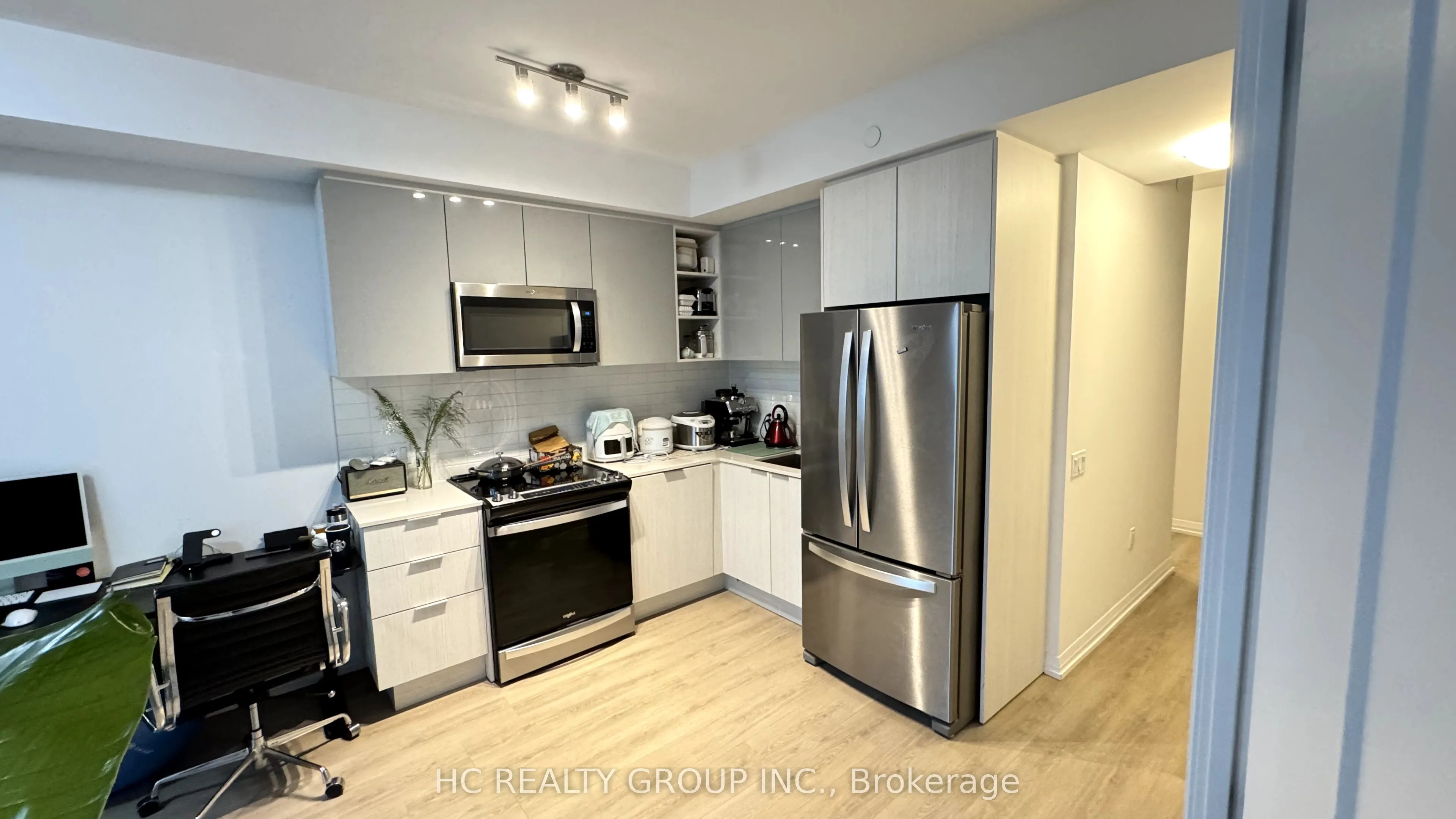 50 dunfield Avenue N, #1213