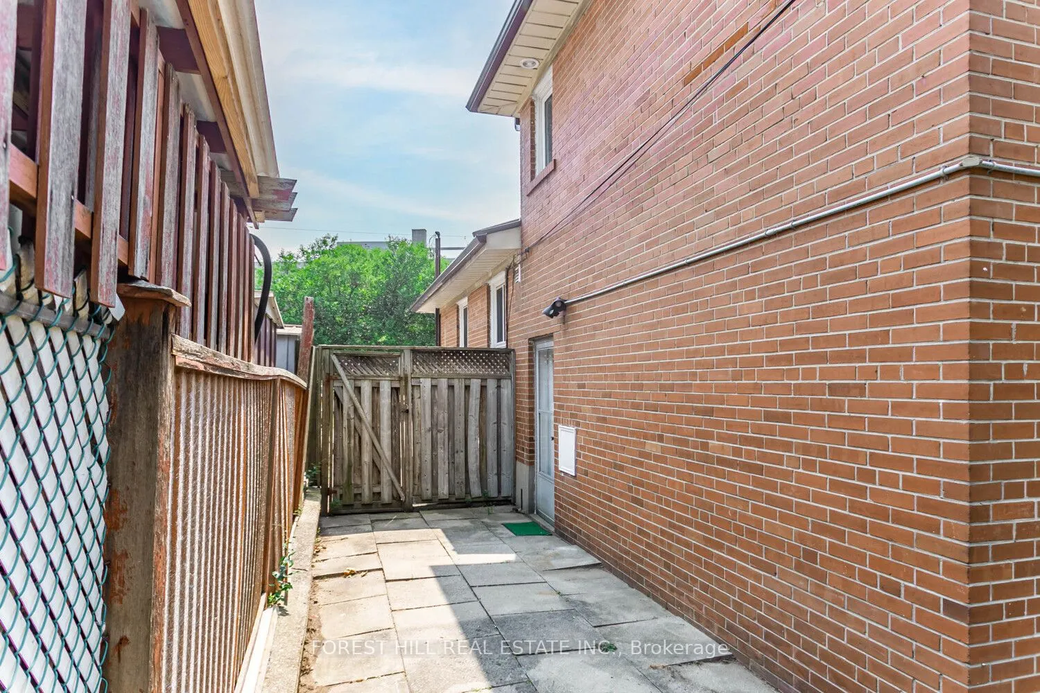 190 Lynedock Crescent