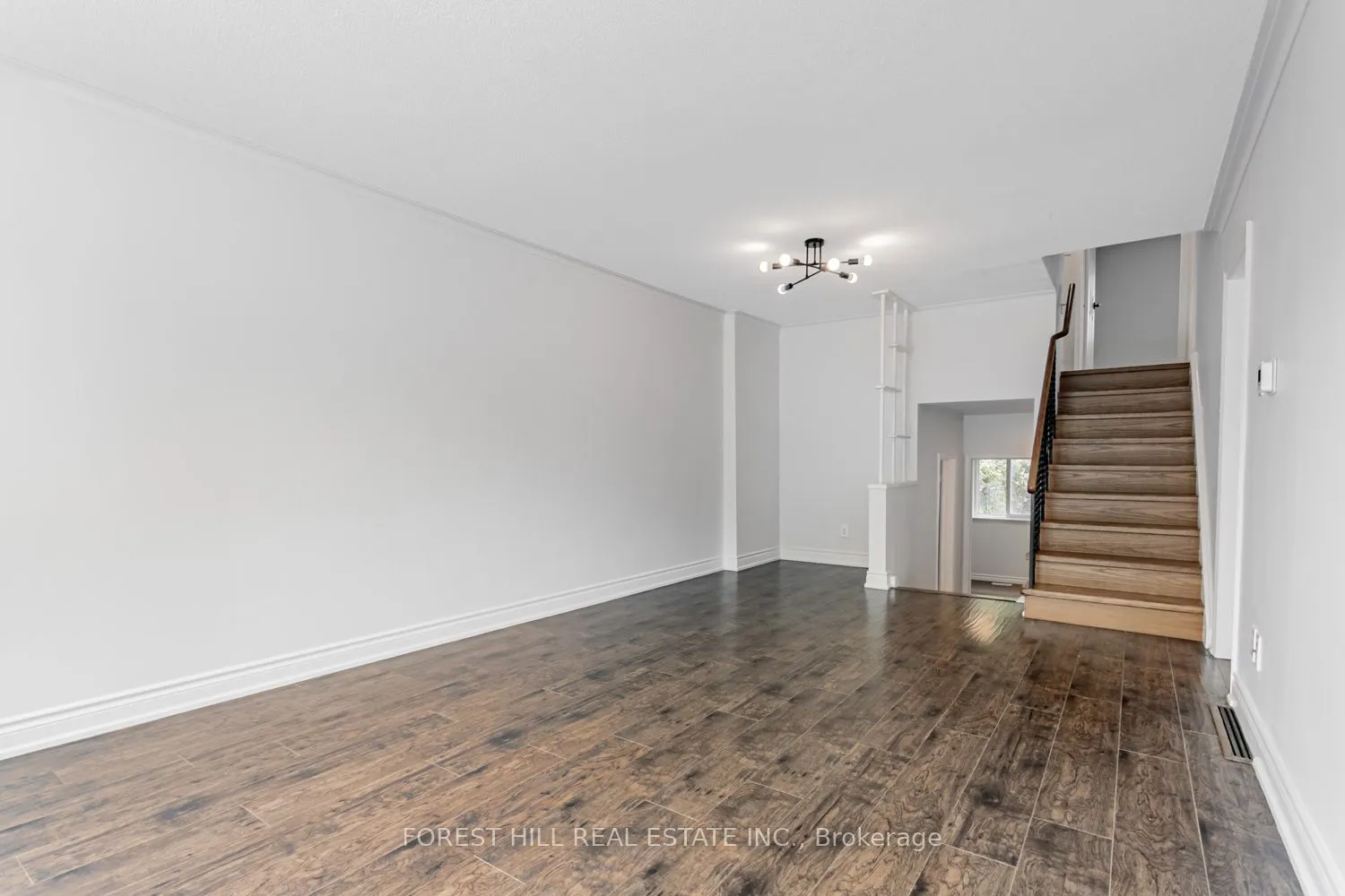 190 Lynedock Crescent