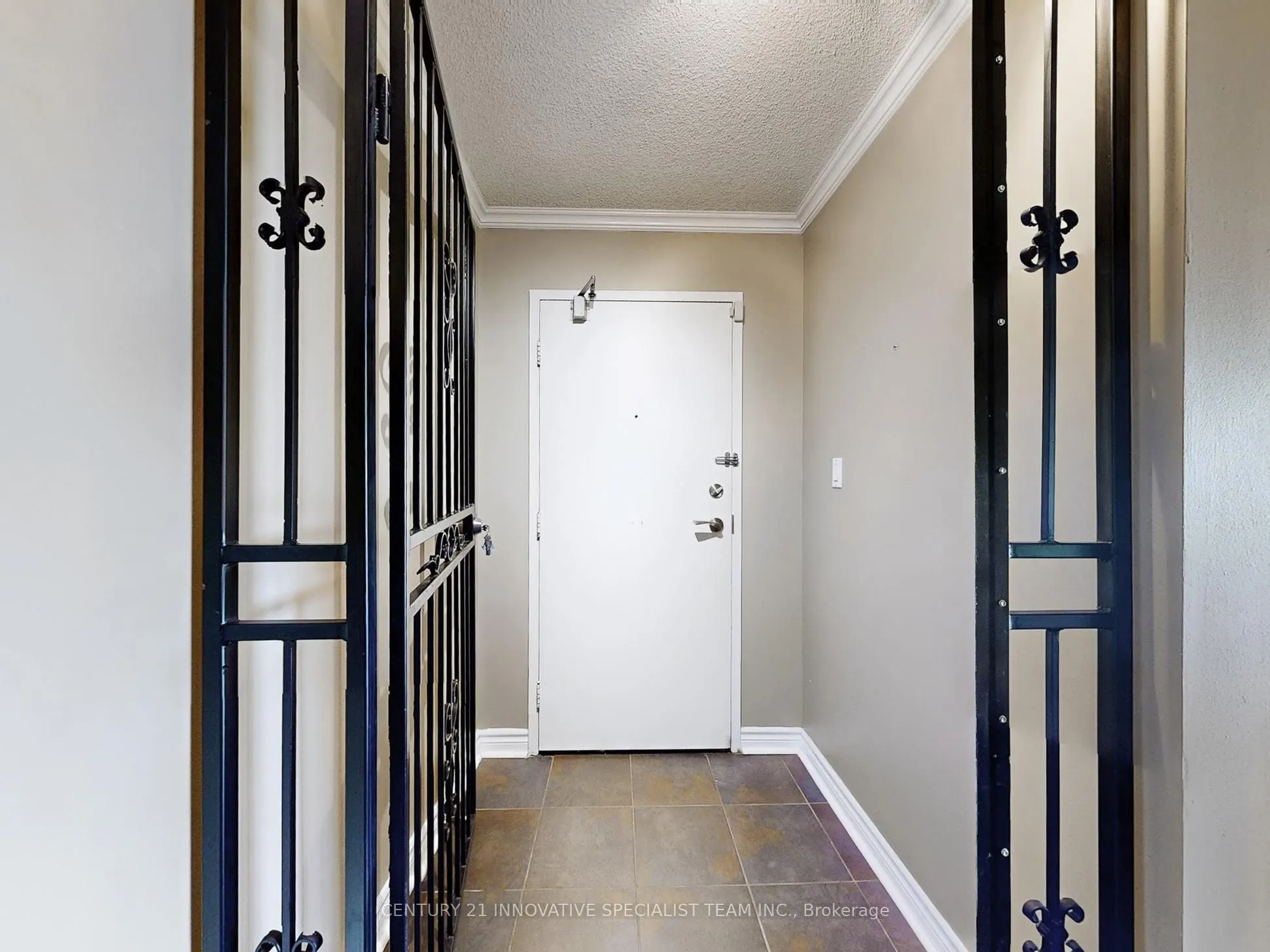 3300 Don Mills Road, #2303