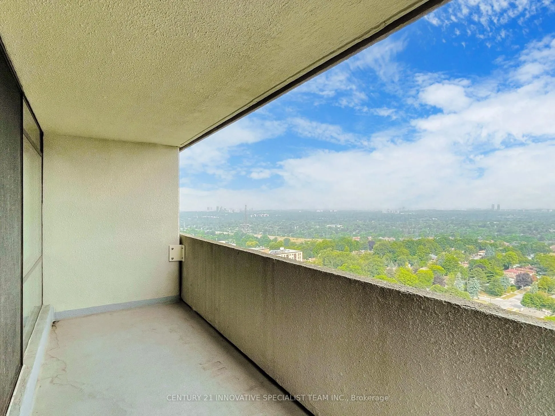3300 Don Mills Road, #2303